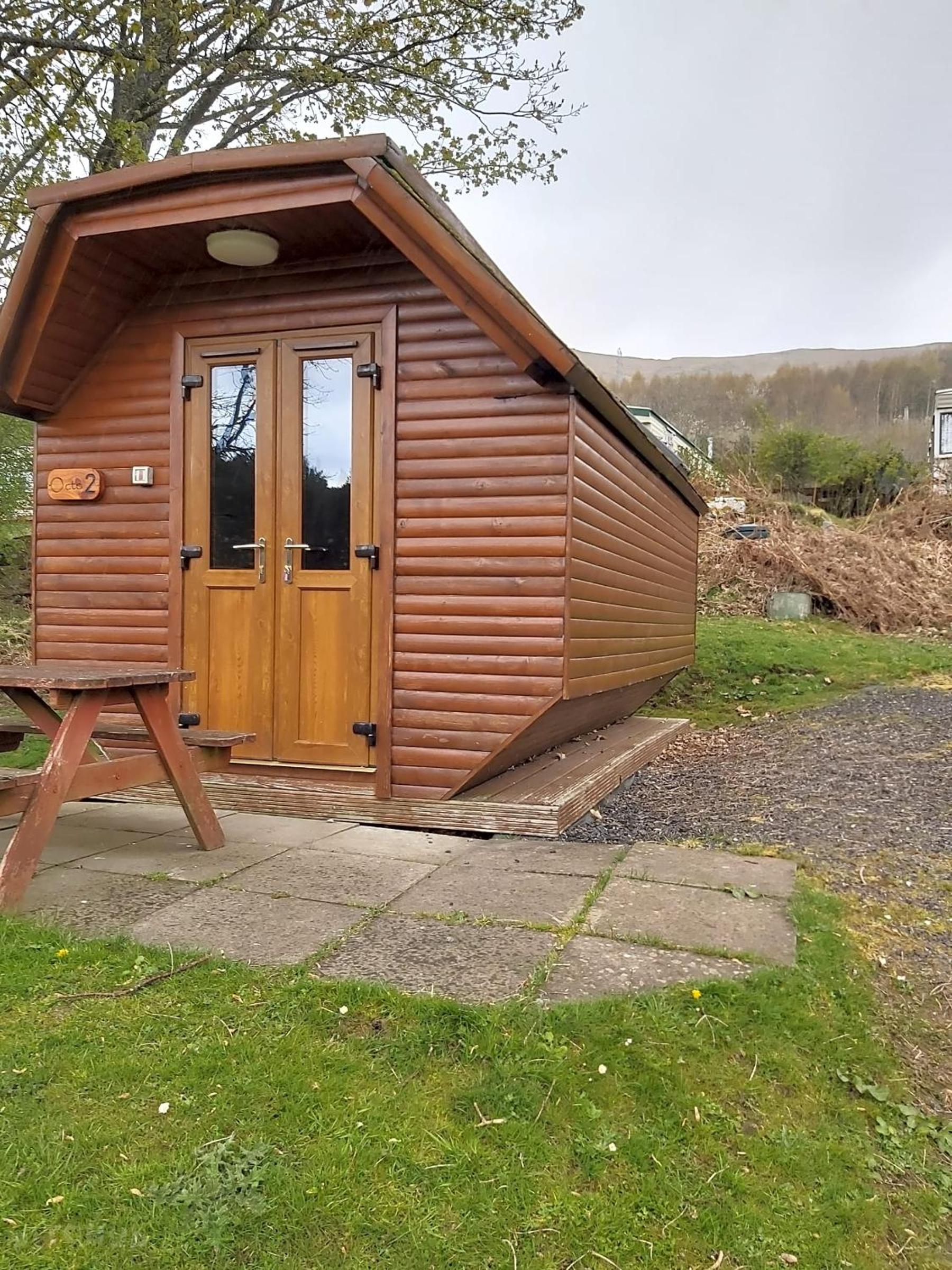 Camping Wooden Pod Sleeps 2 Pet Friendly  photo 1