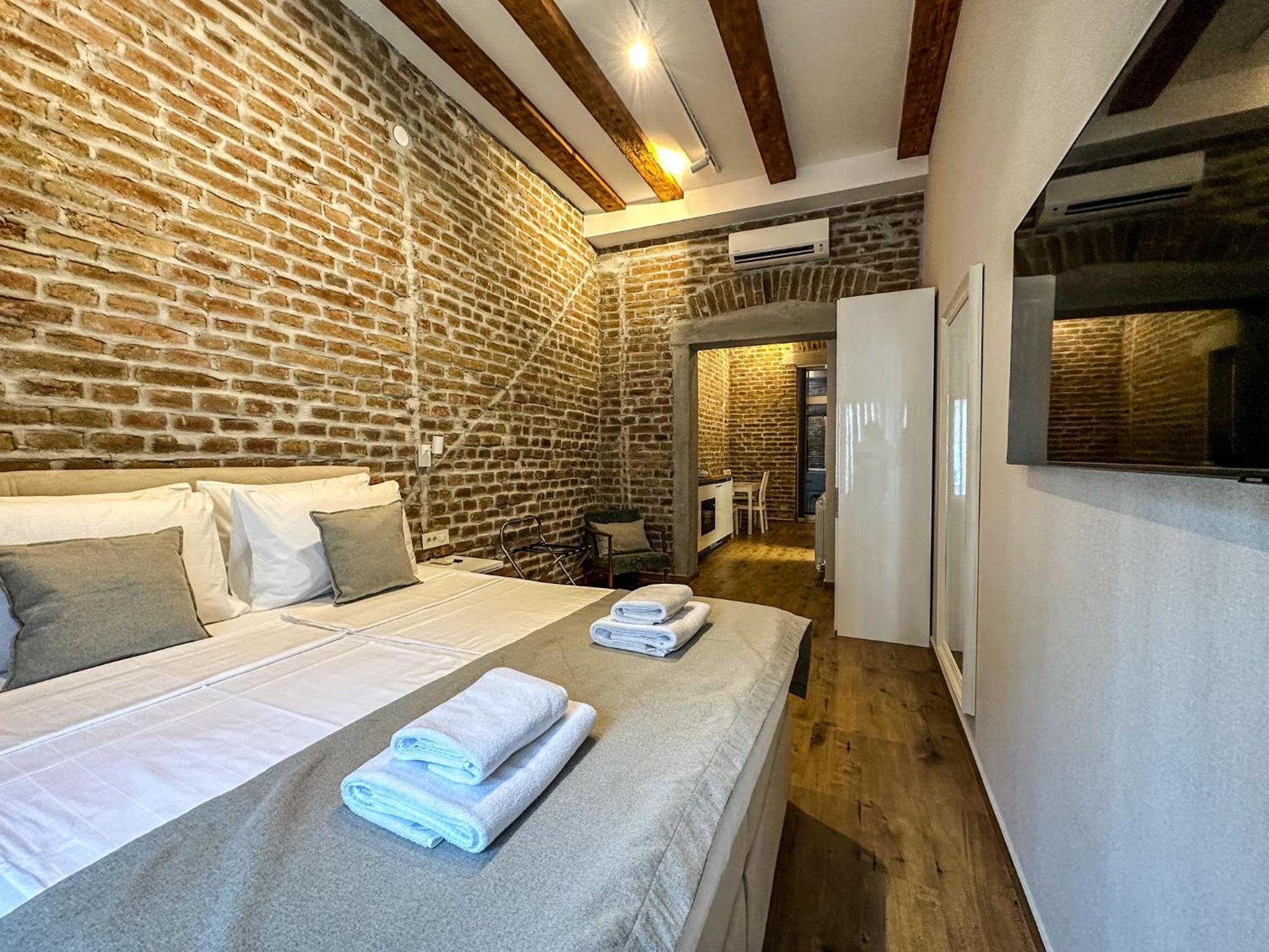 Superior Apartment - Photo 2
