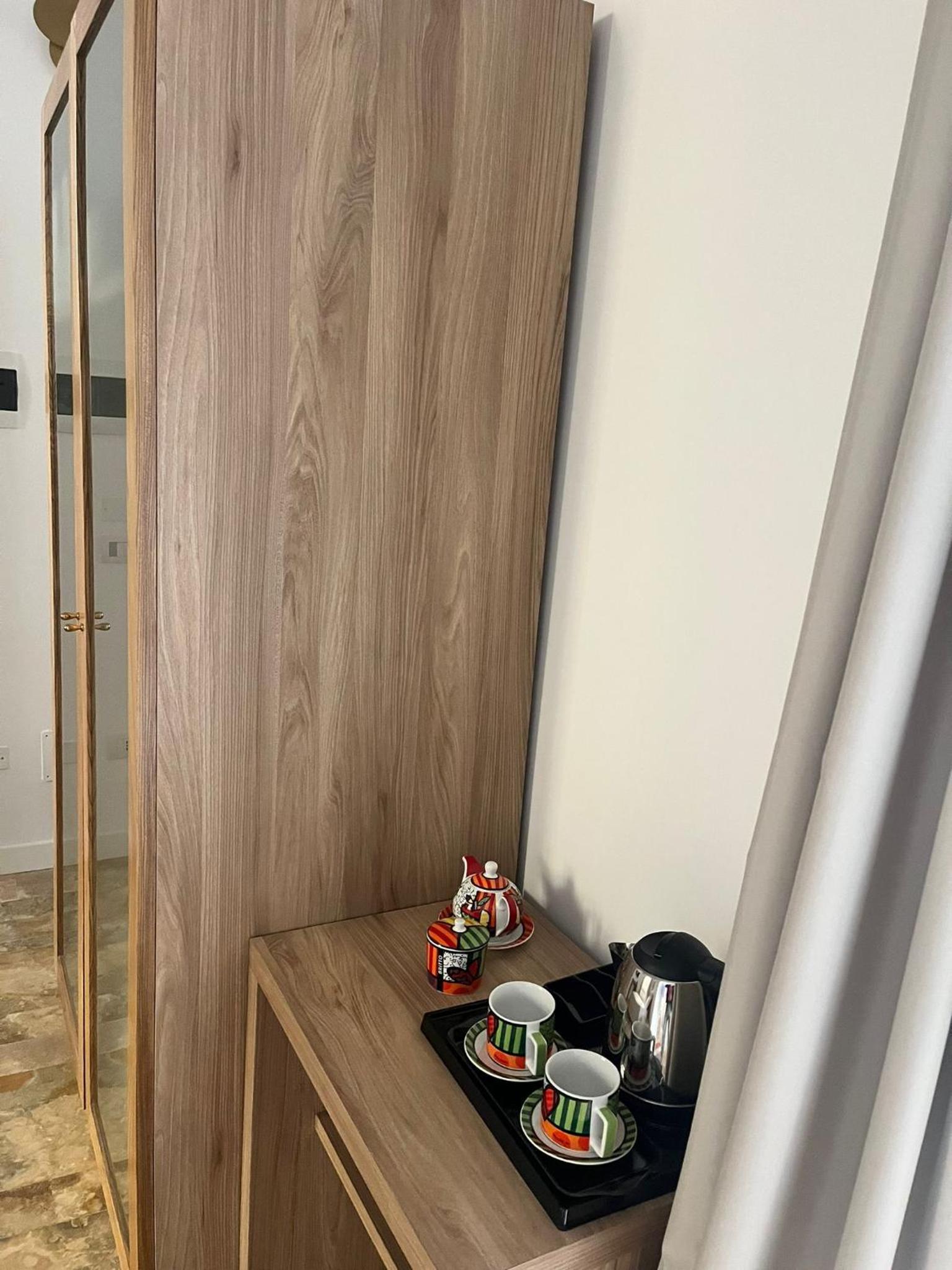 Deluxe Room - Photo 7