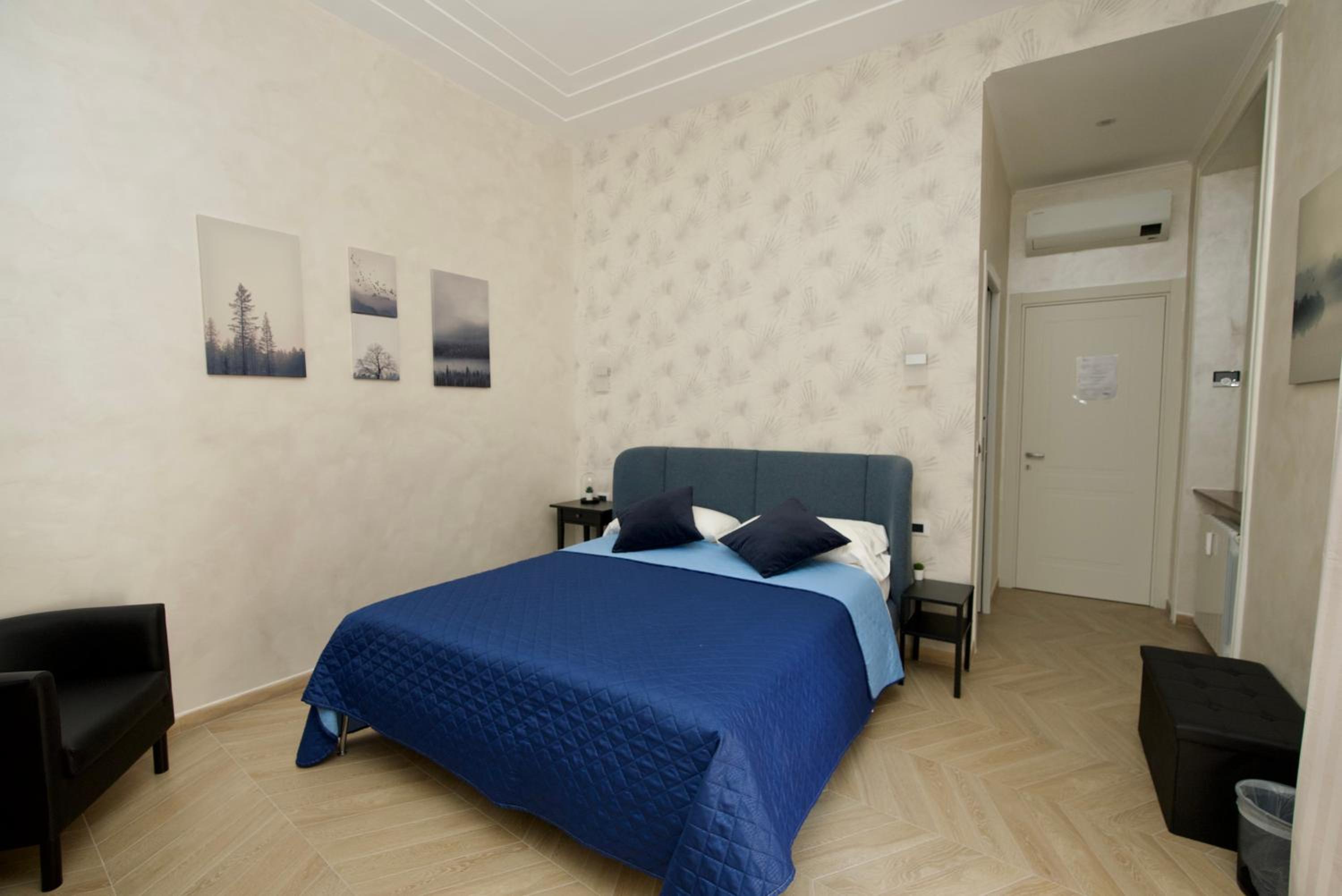 Double Room with Balcony photo 3