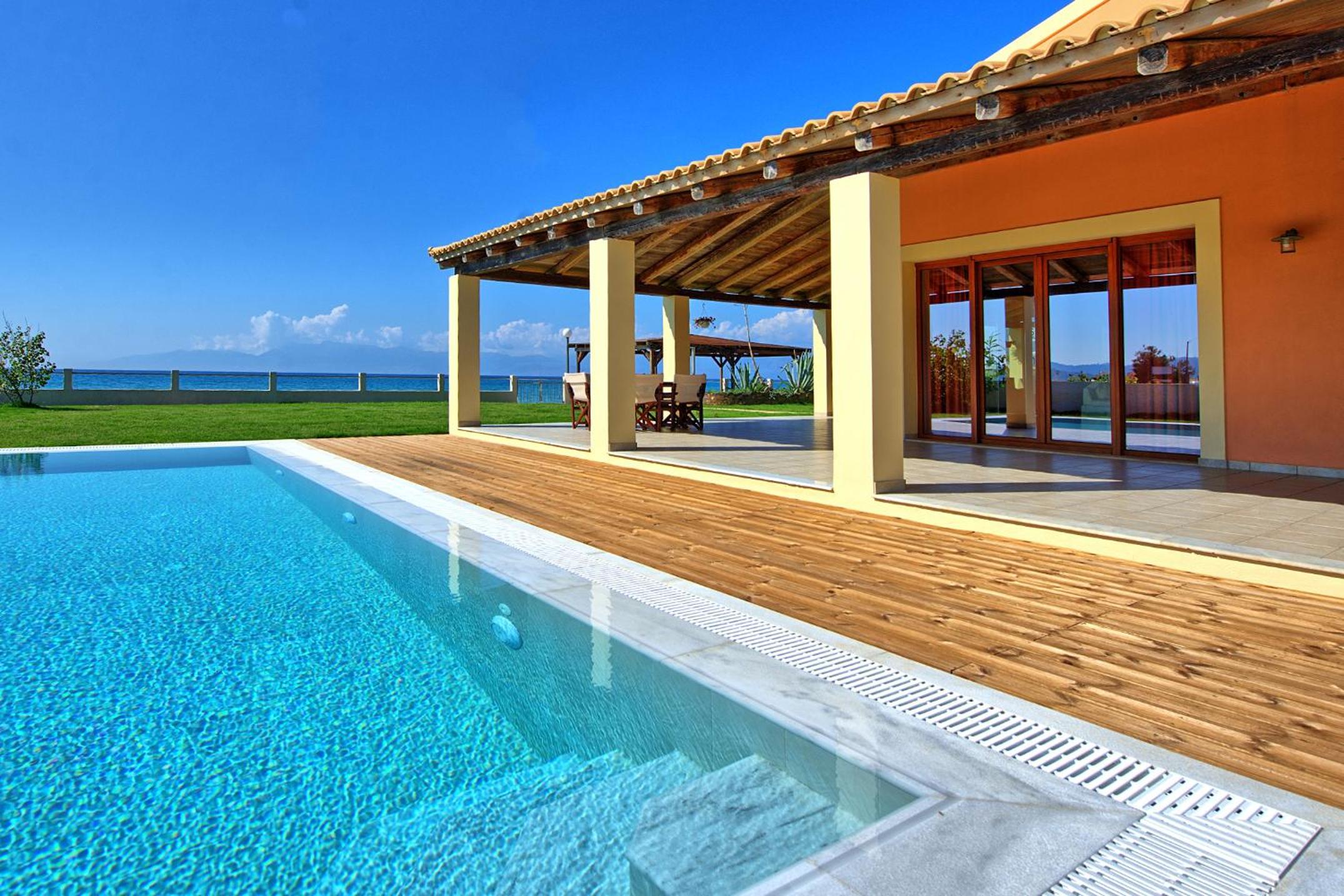 Villa - Beach Front photo 3