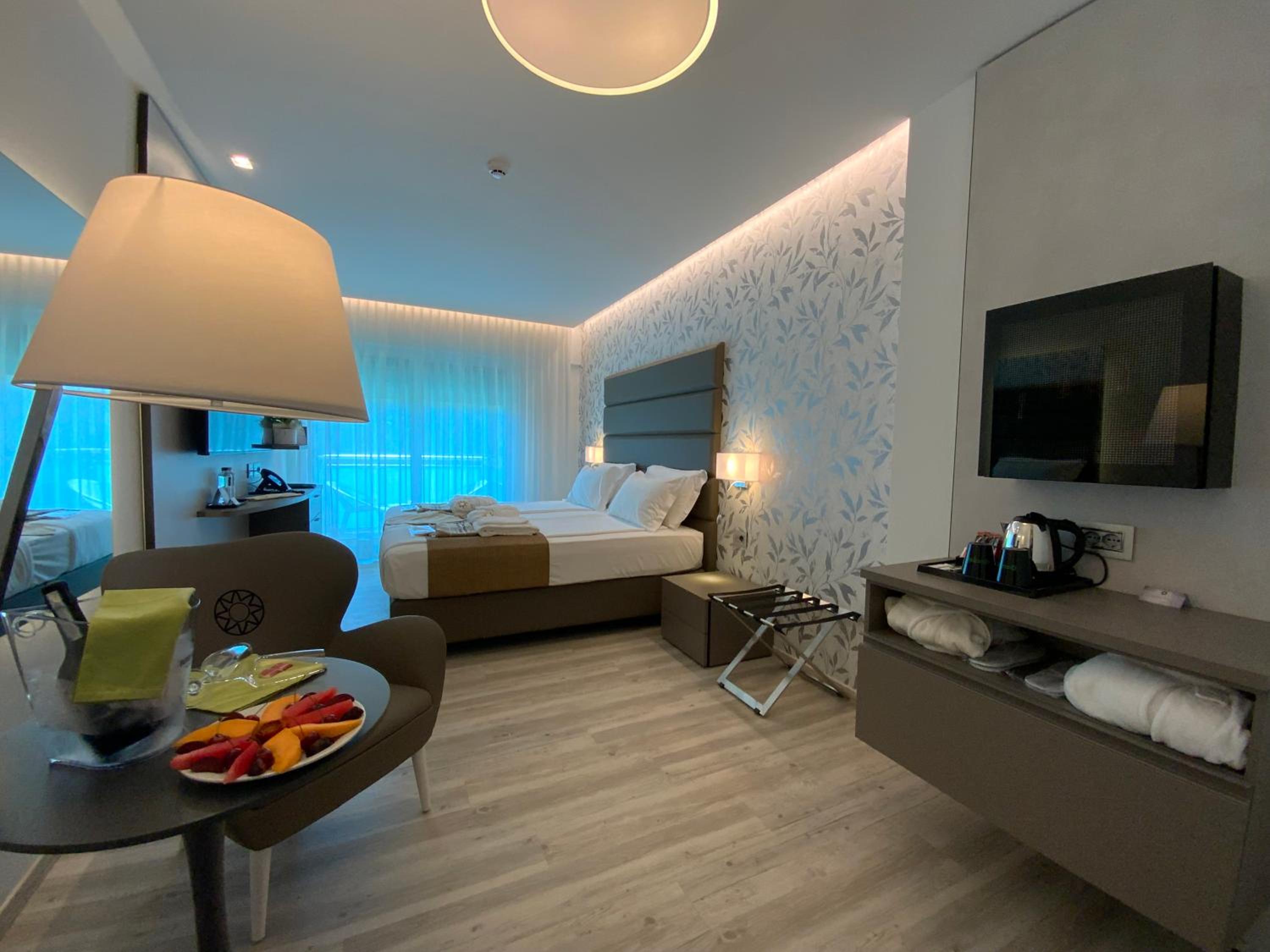 Junior Suite - Photo 8