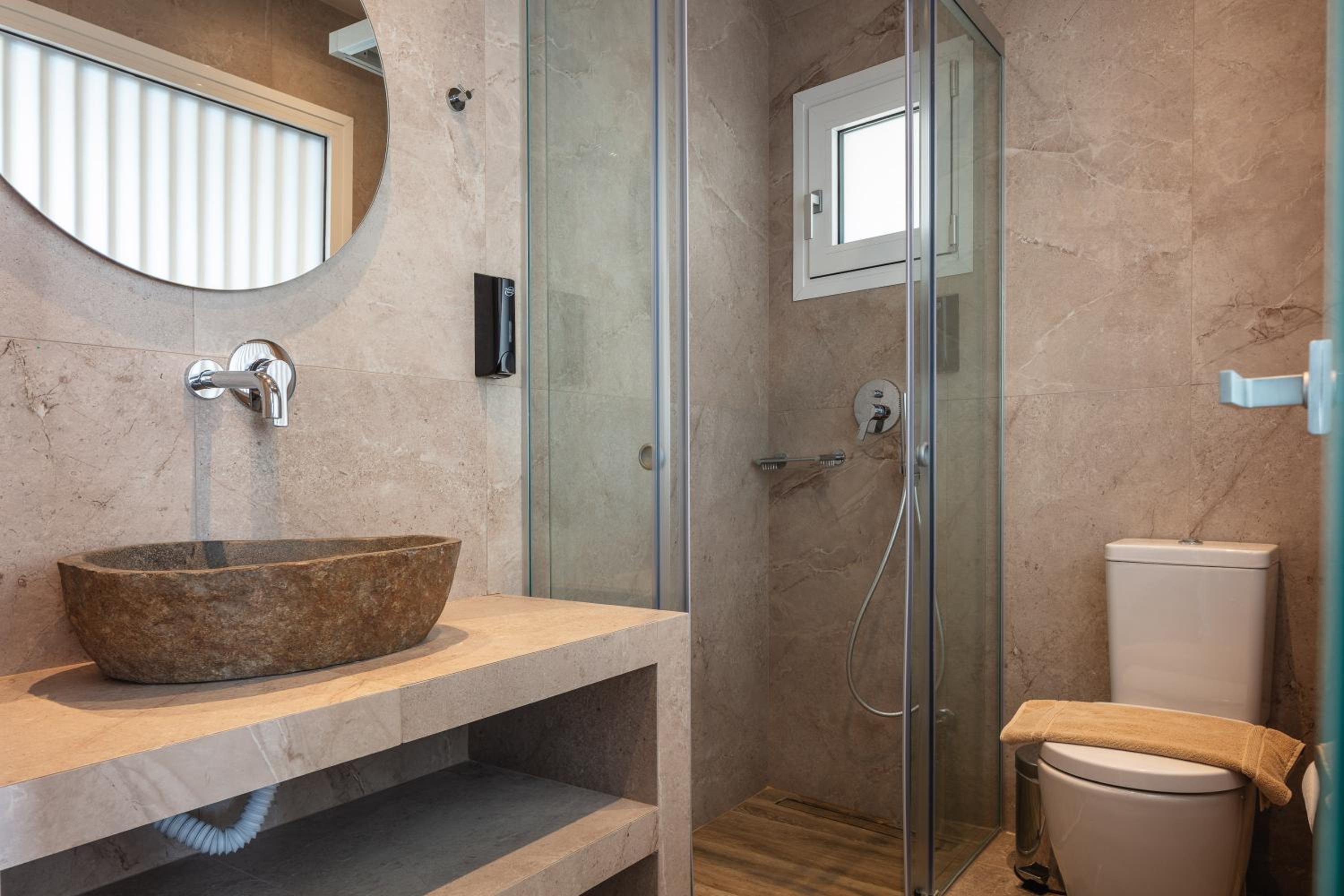 Junior Suite with Sea View - Photo 10