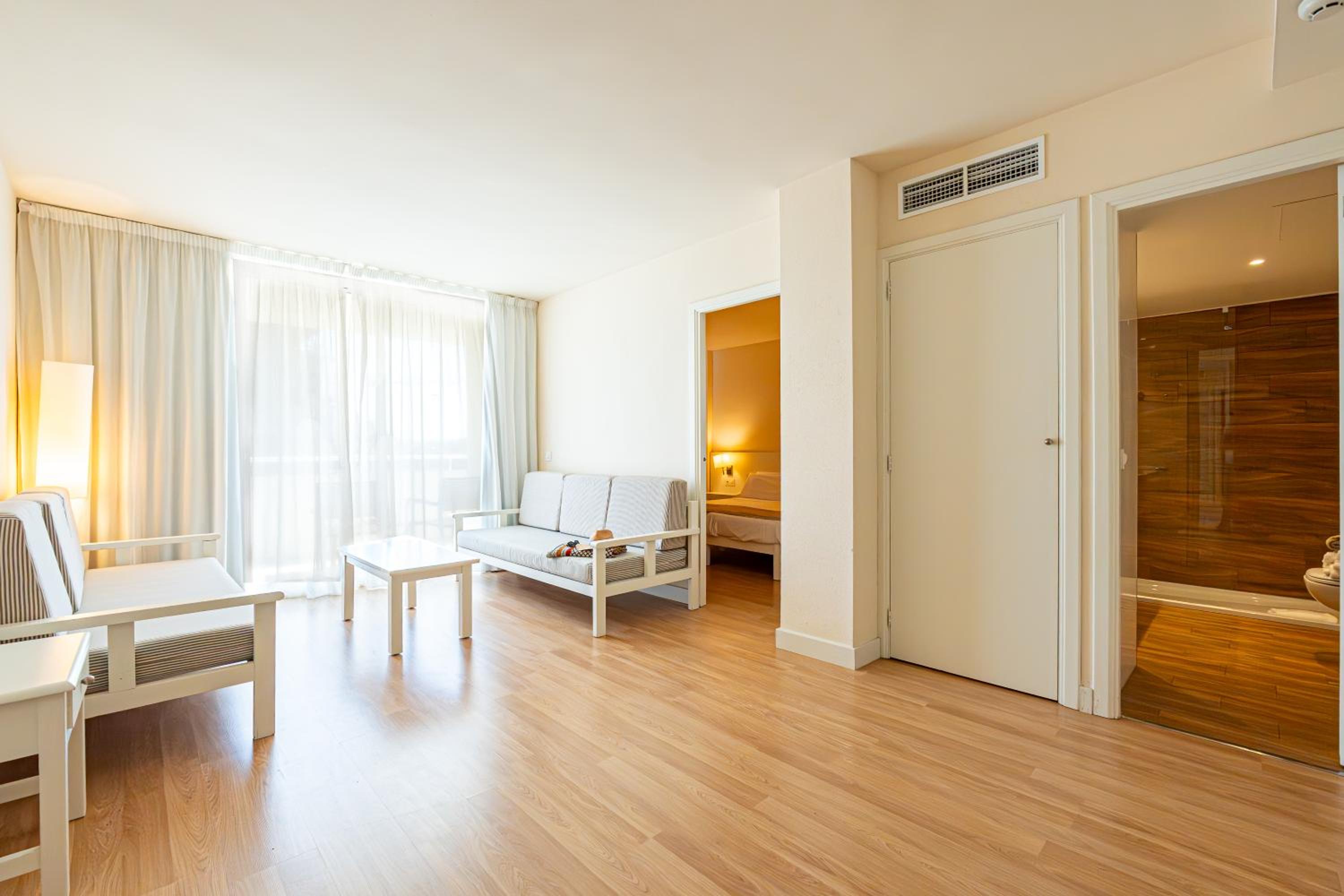 Junior Suite - Photo 1