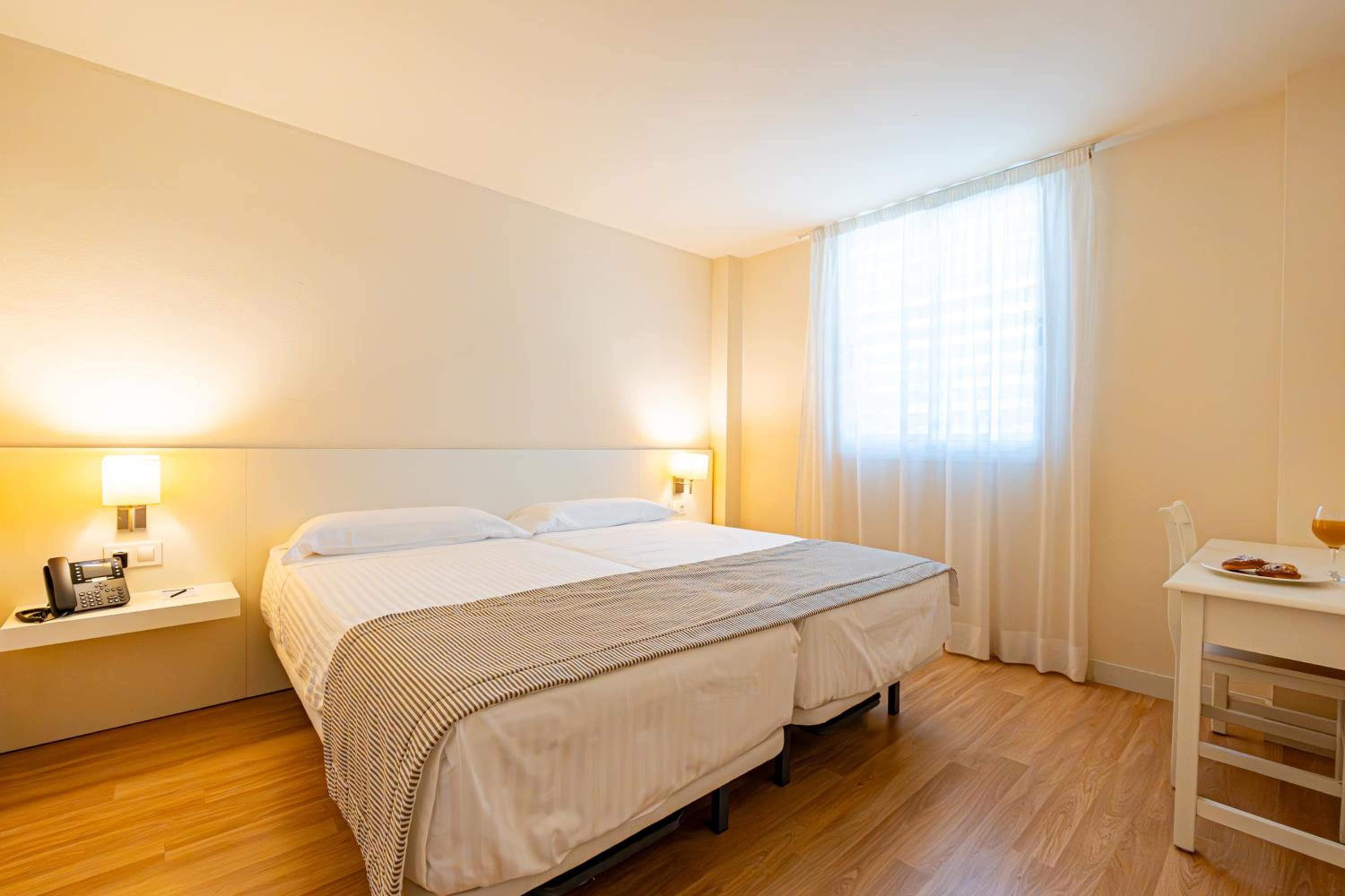 Superior Junior Suite - Photo 12