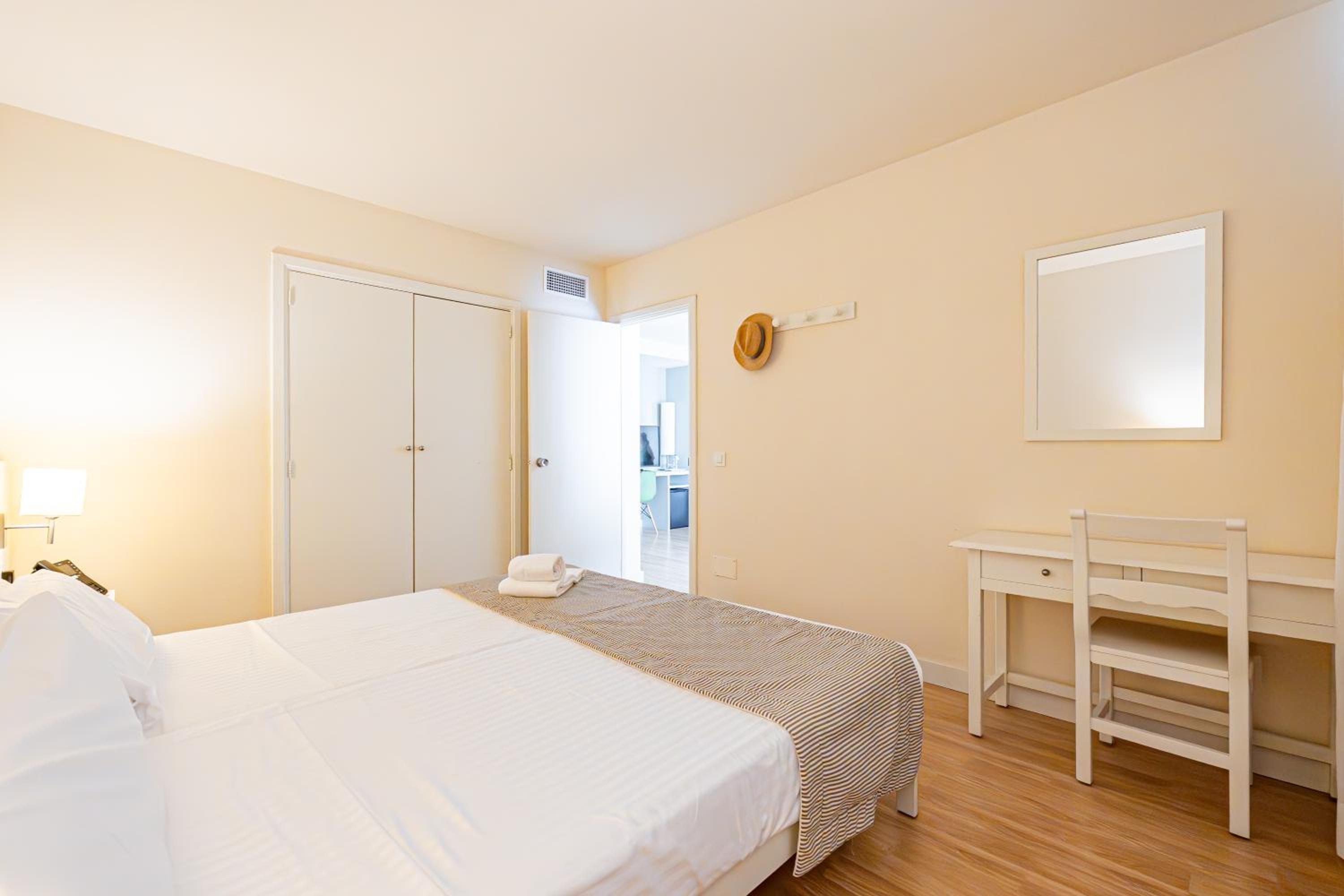 Superior Junior Suite - Photo 13
