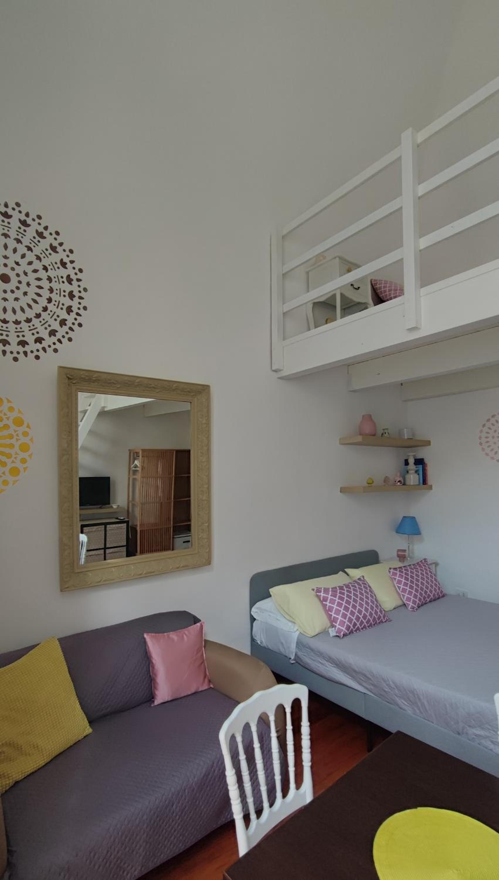 Two-Bedroom Apartment - Photo 9