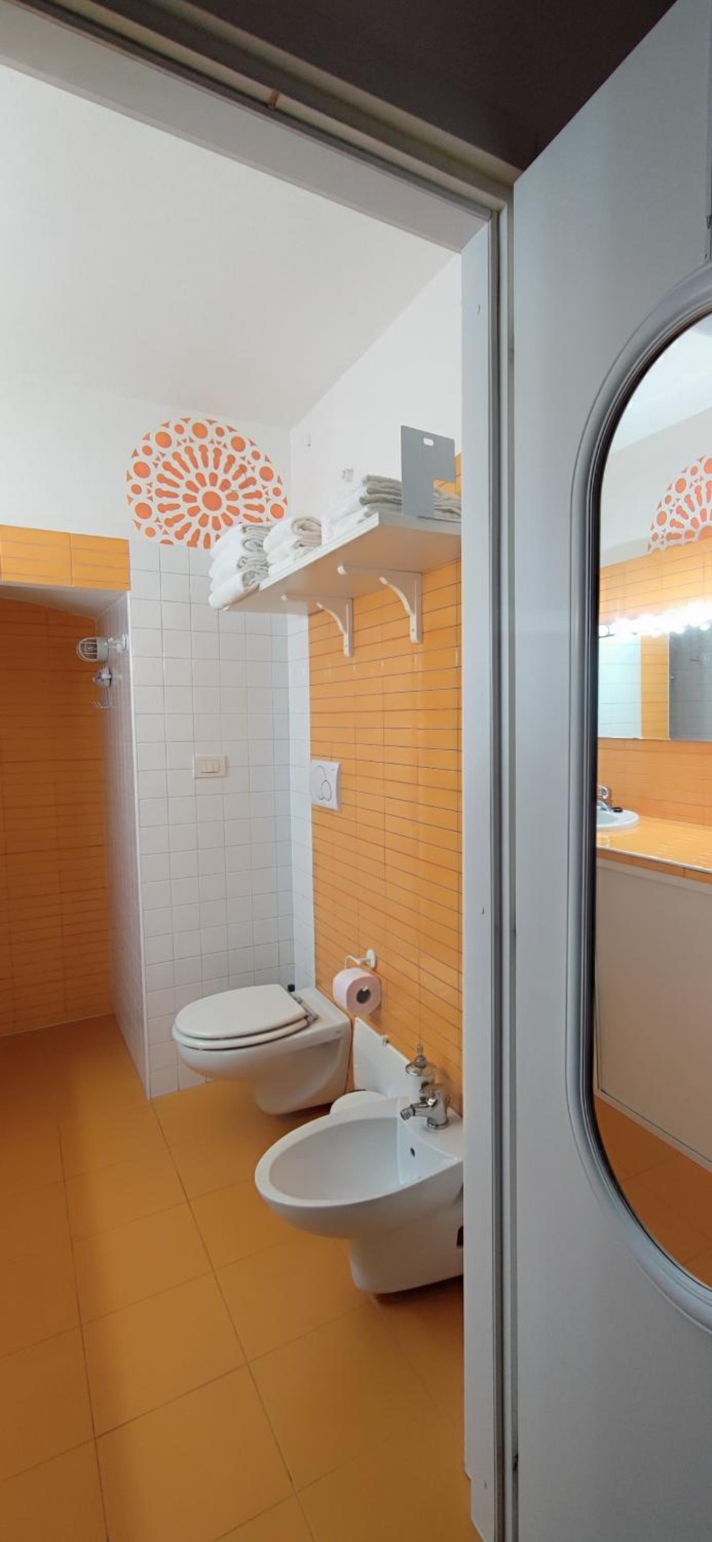 Two-Bedroom Apartment - Photo 20