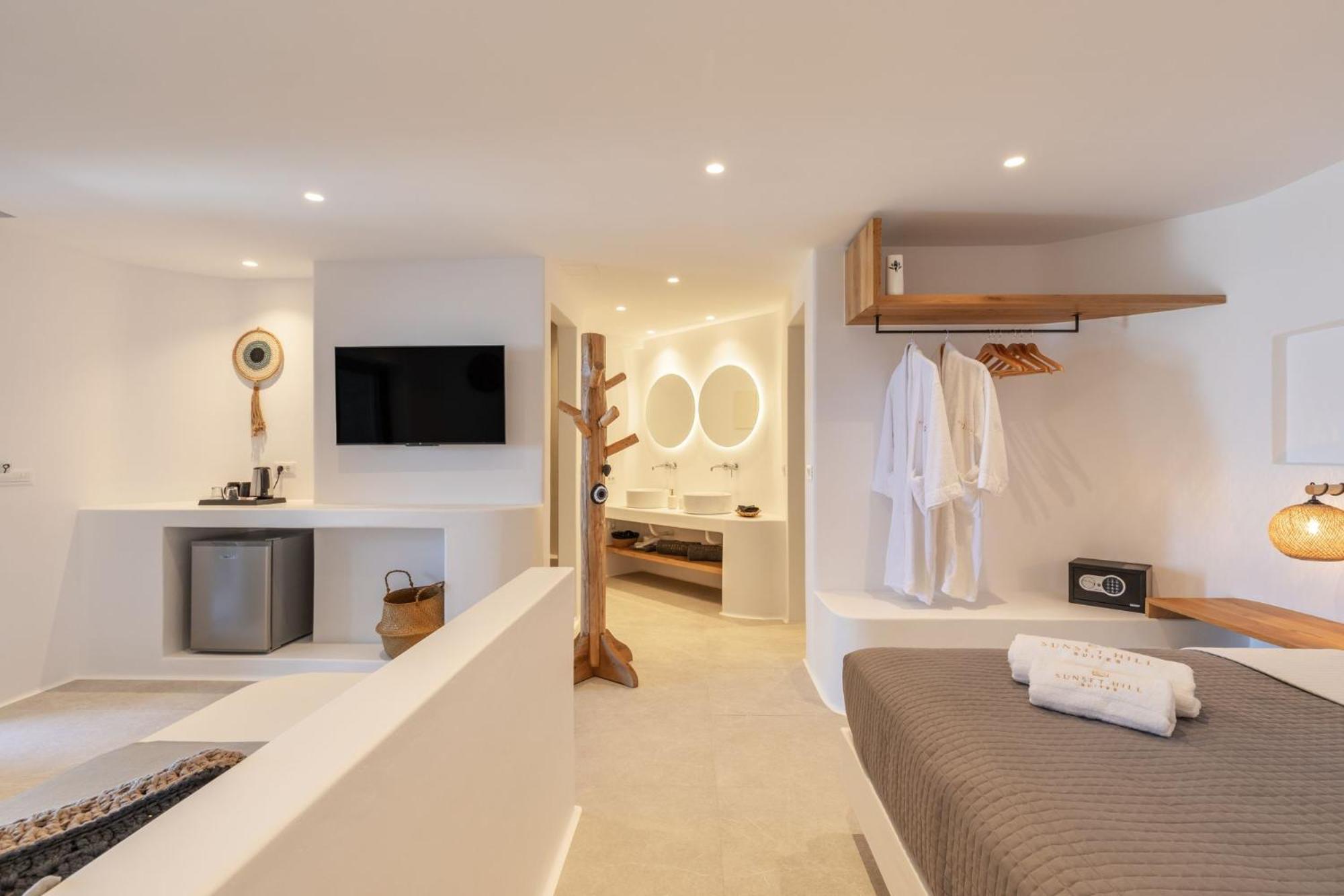 Superior Suite with Sea and Pool View and Hot Tub - Photo 1
