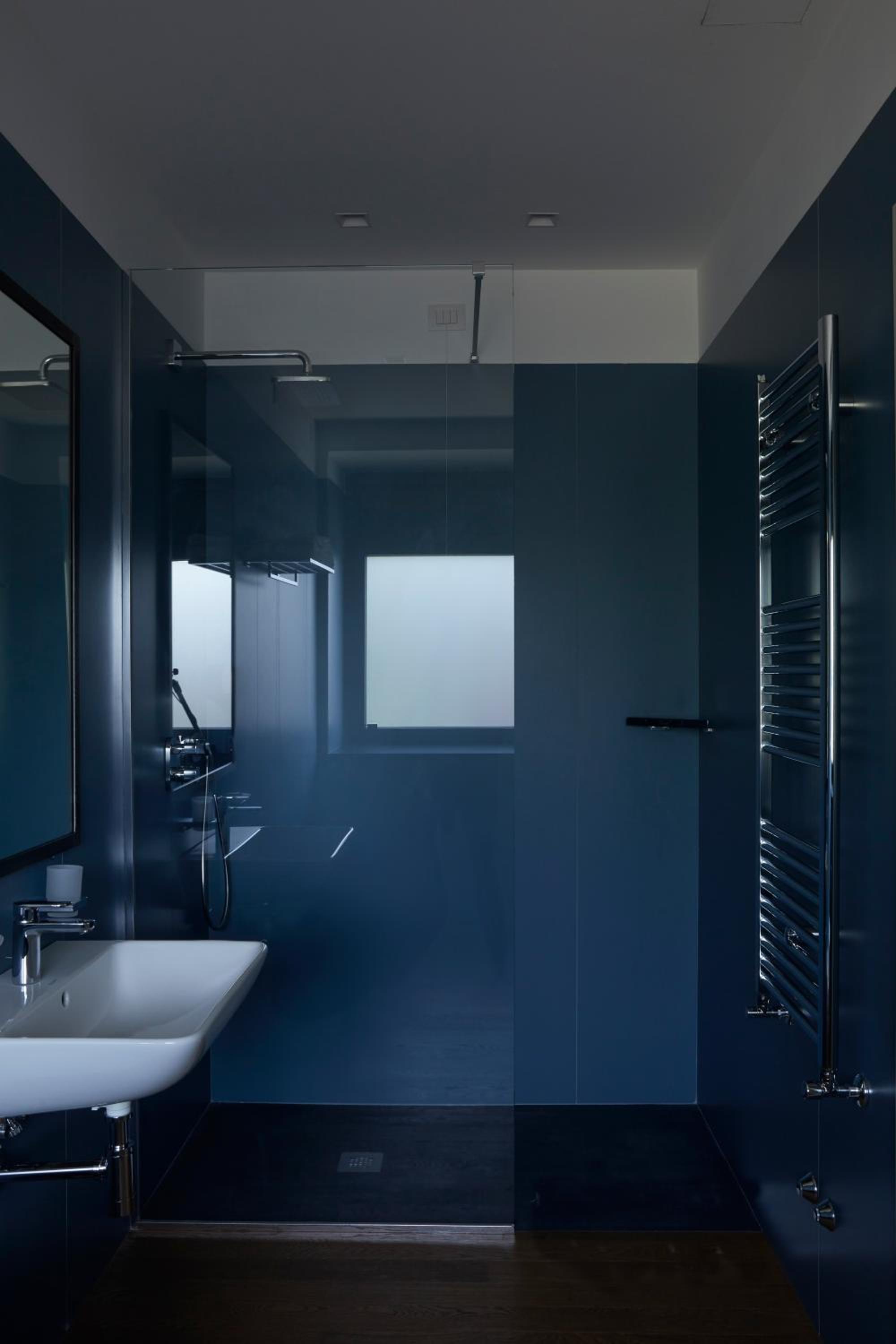 Superior King Room - Photo 2