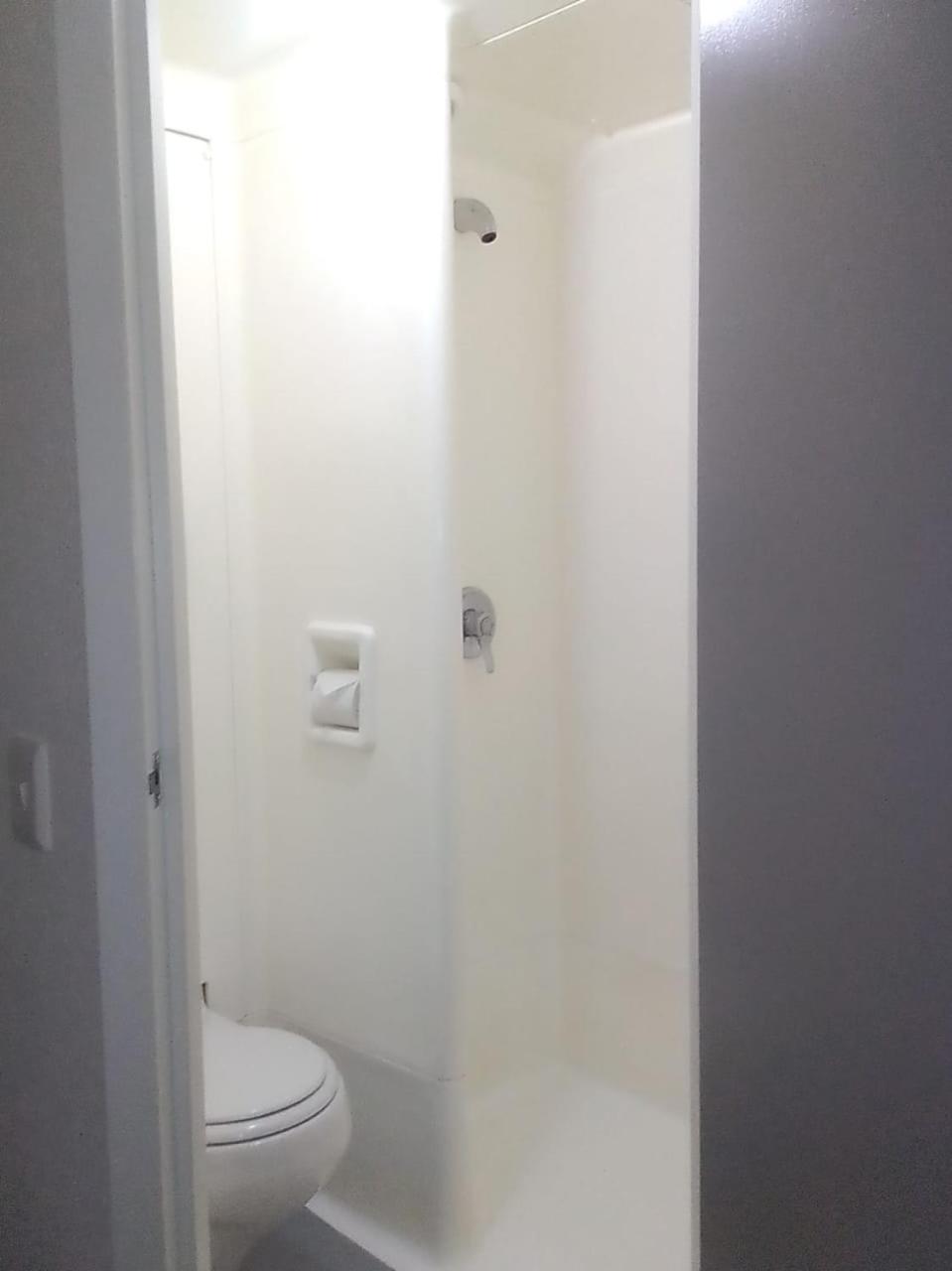 Standard Triple Room - Photo 7