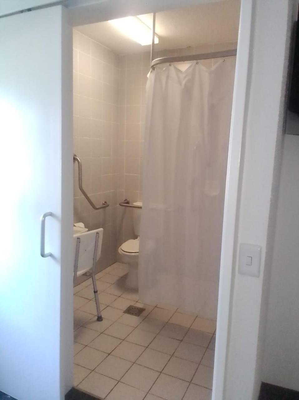 Standard Triple Room - Photo 6