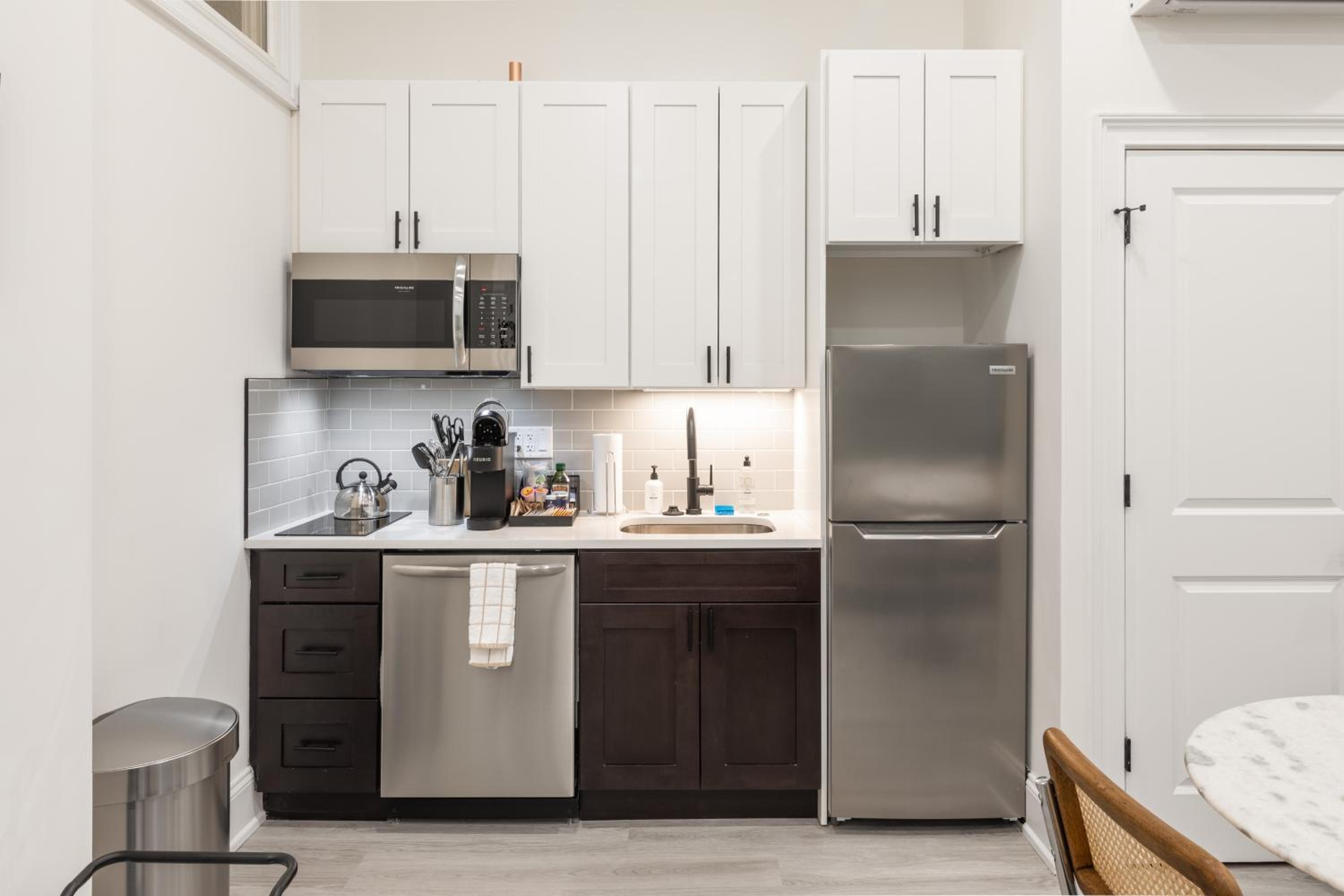Deluxe Apartment - Photo 2