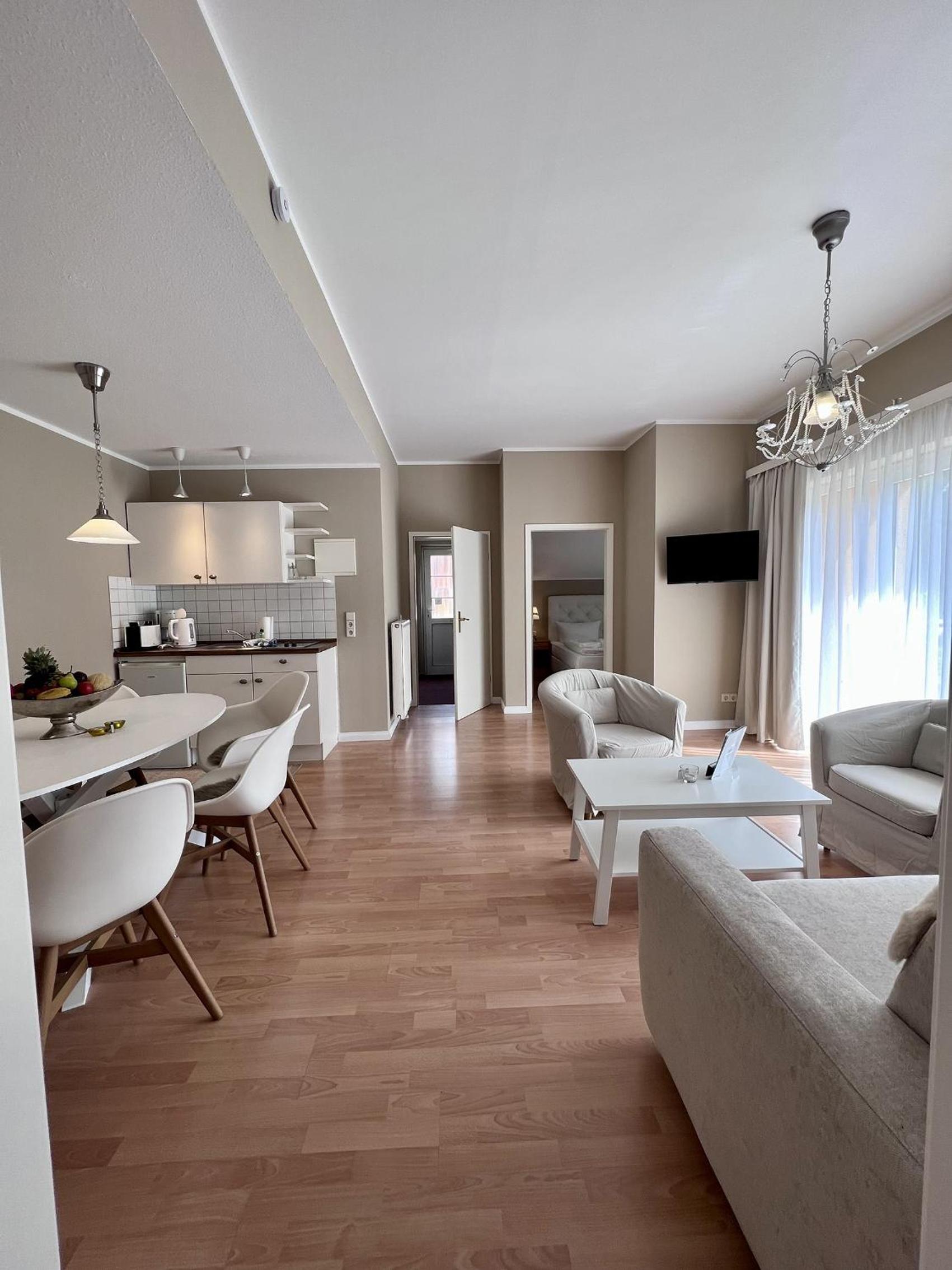 Triple Room Apartment - Lake Side photo 1