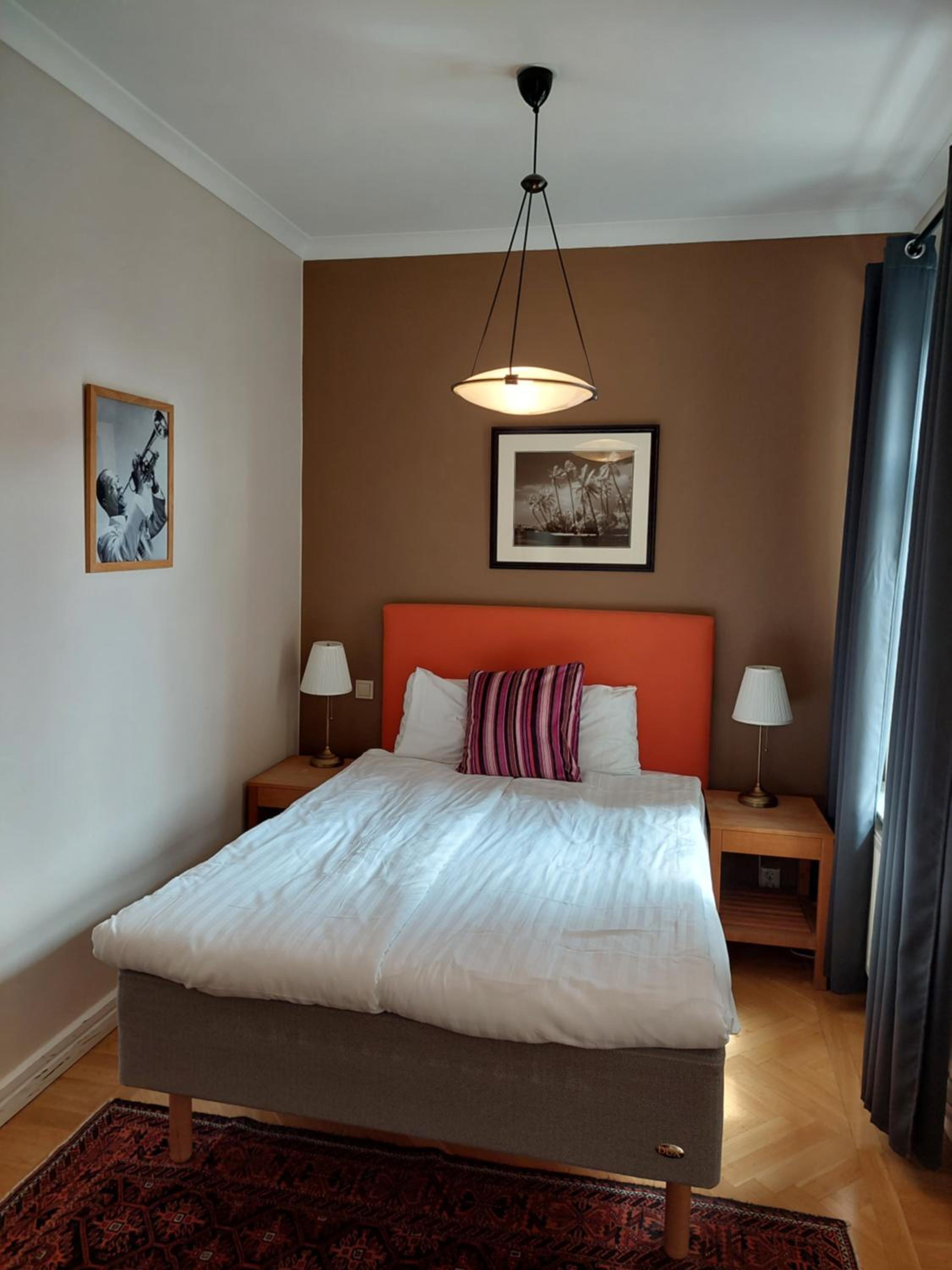 Small Double Room - Photo 9