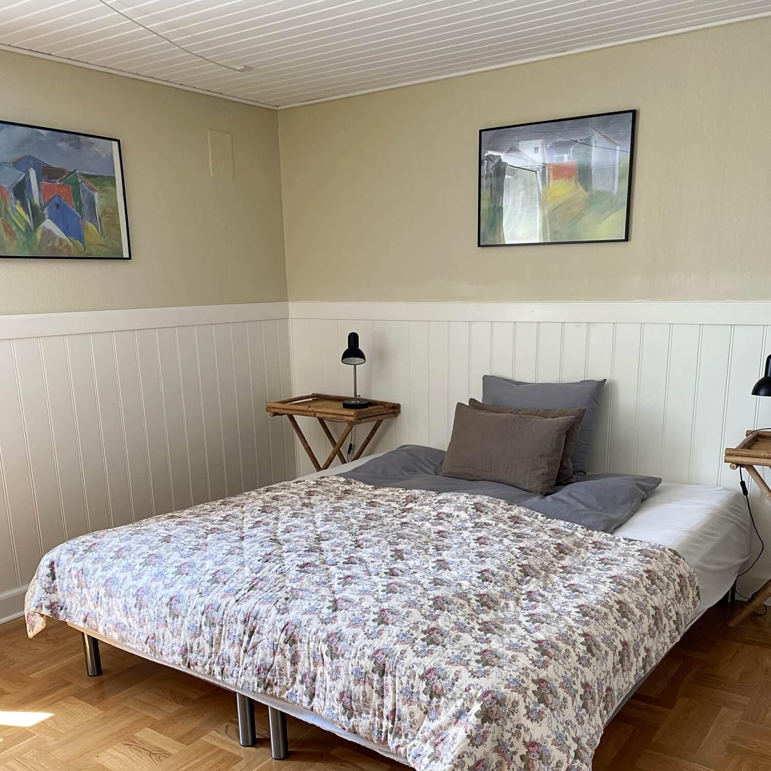 Double Or Twin Room With Shared Bathroom photo 1