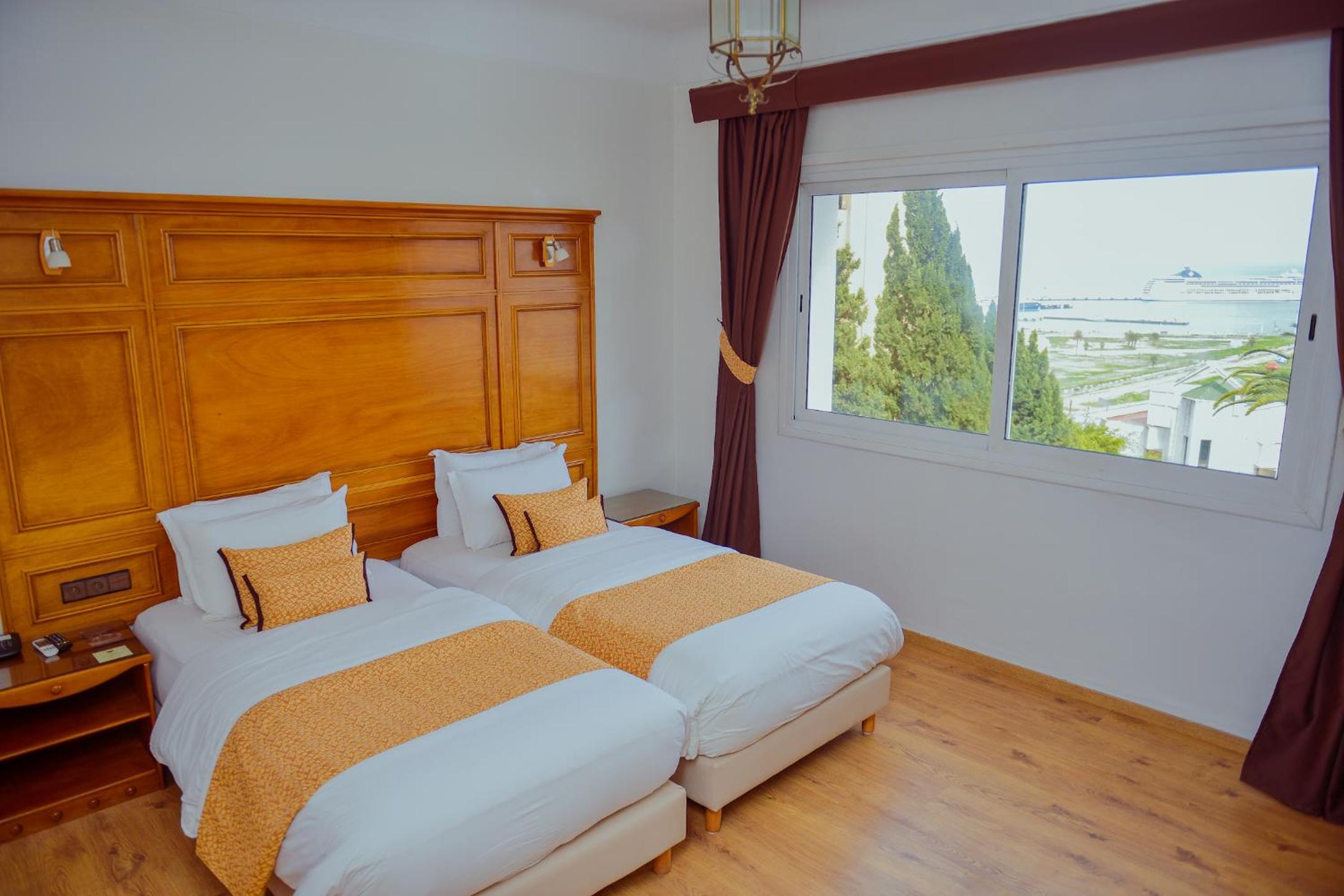 Deluxe Double Room with Sea View - Photo 5