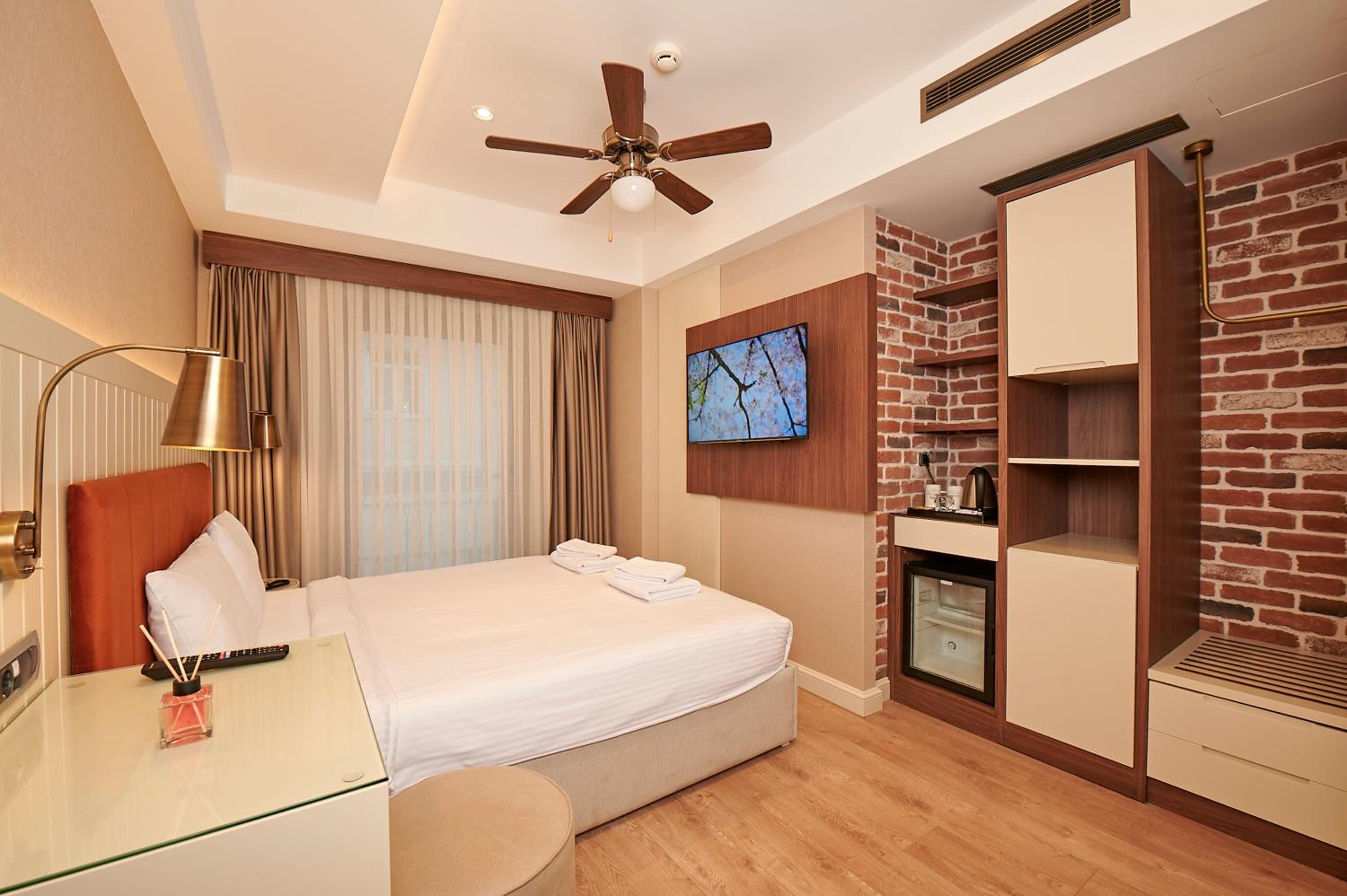 Standard Double Room photo 1