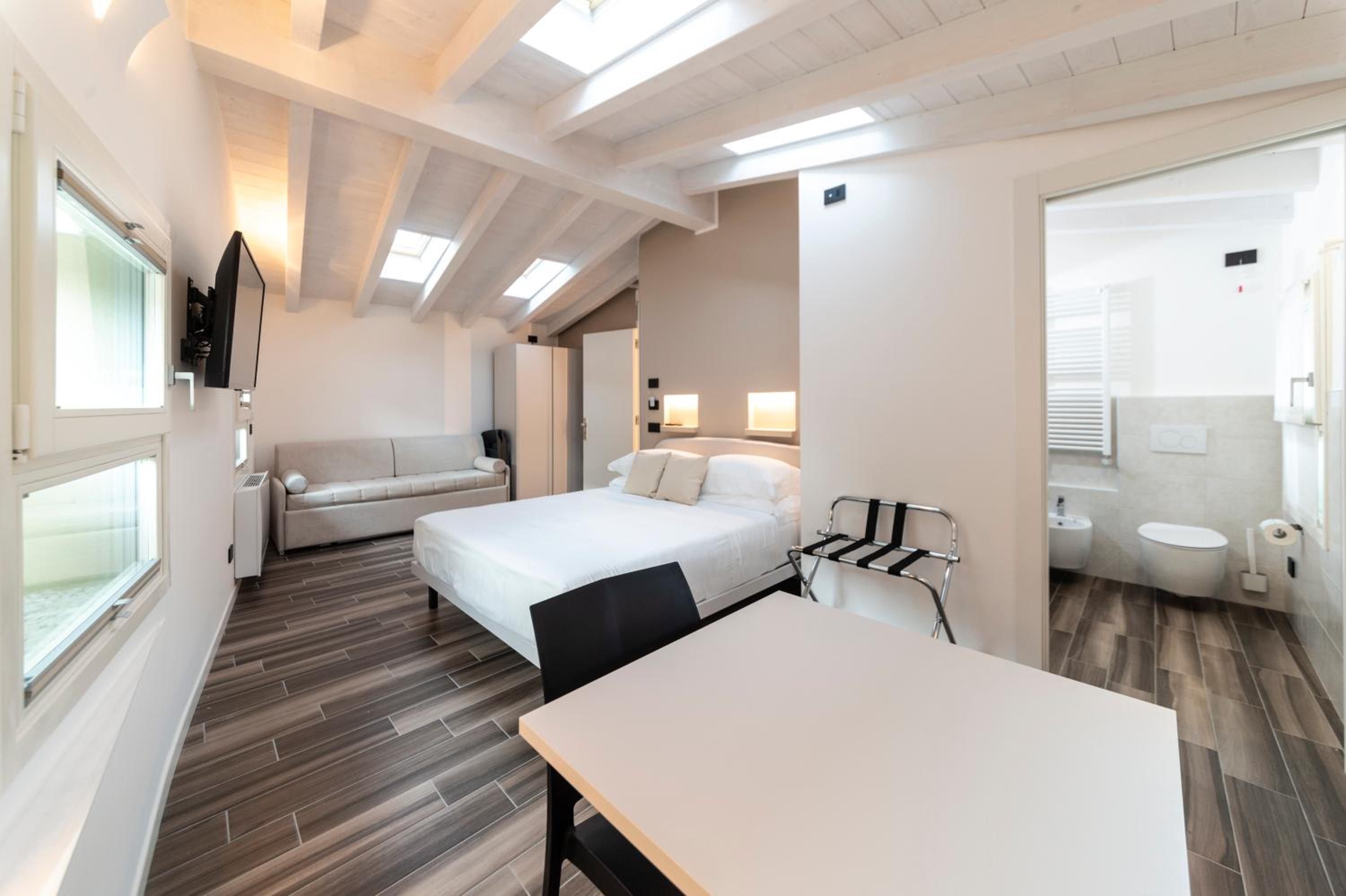 Superior Queen Room