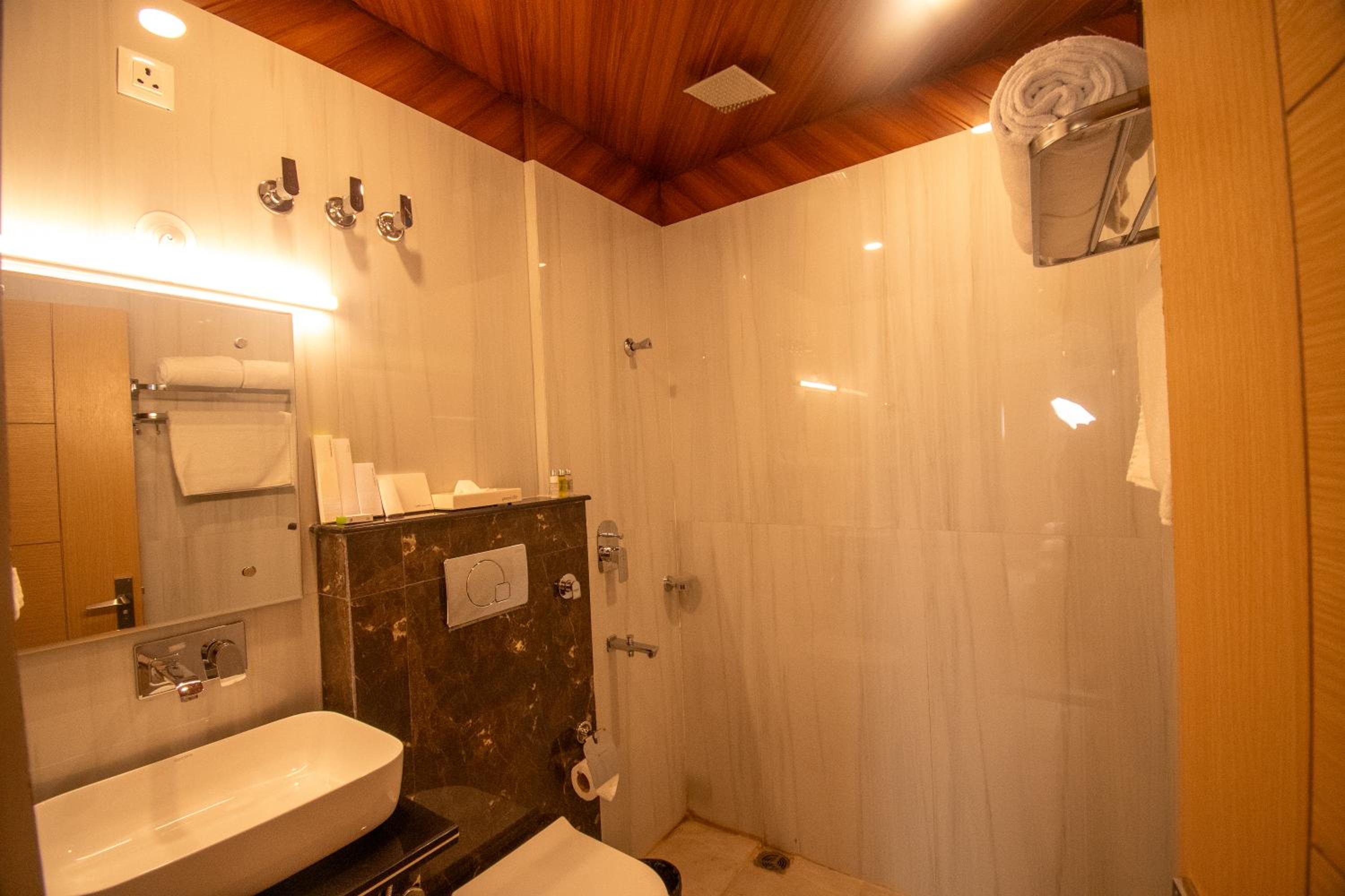 Executive Triple Room photo 2