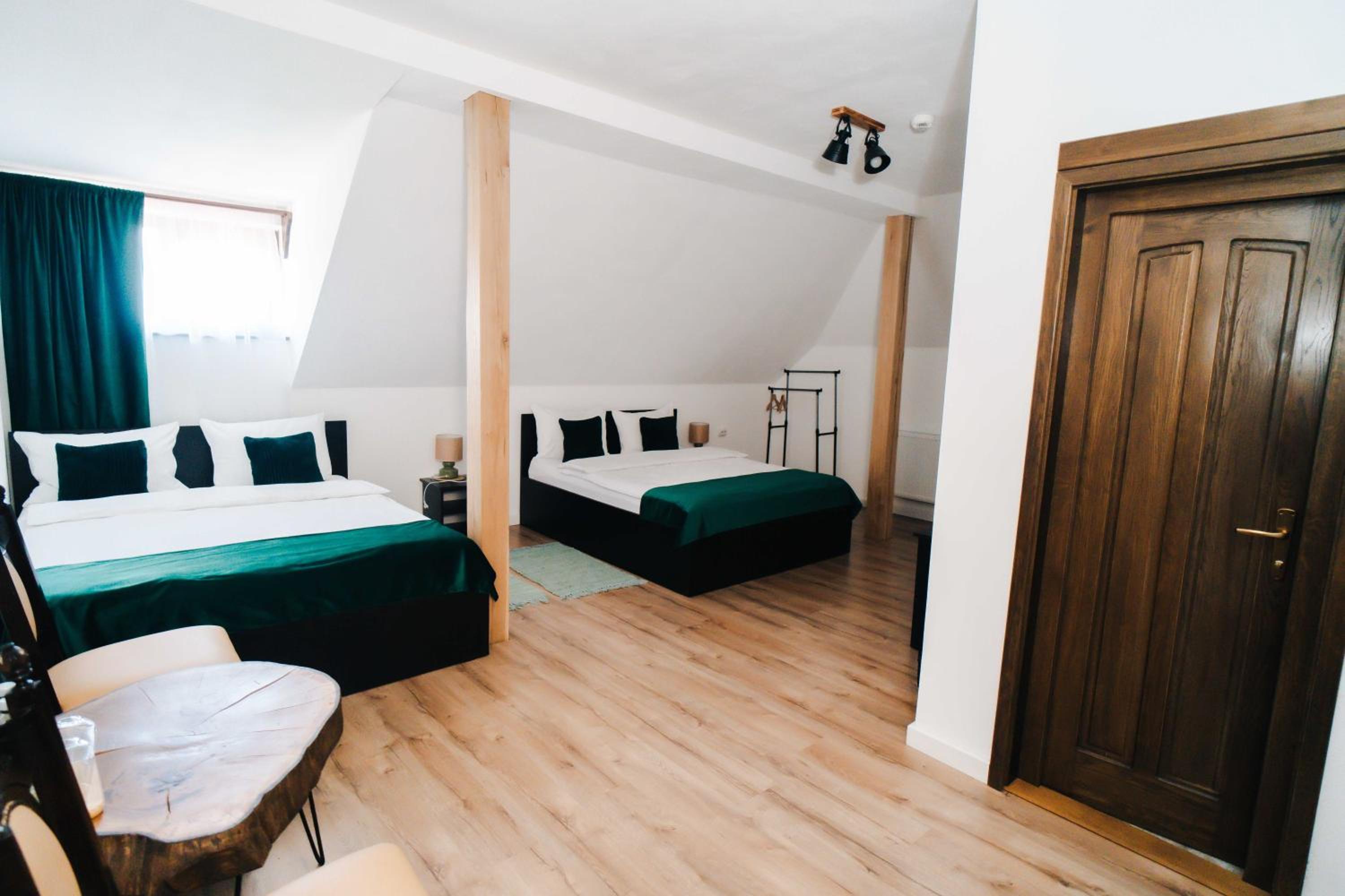Quadruple Room photo 3