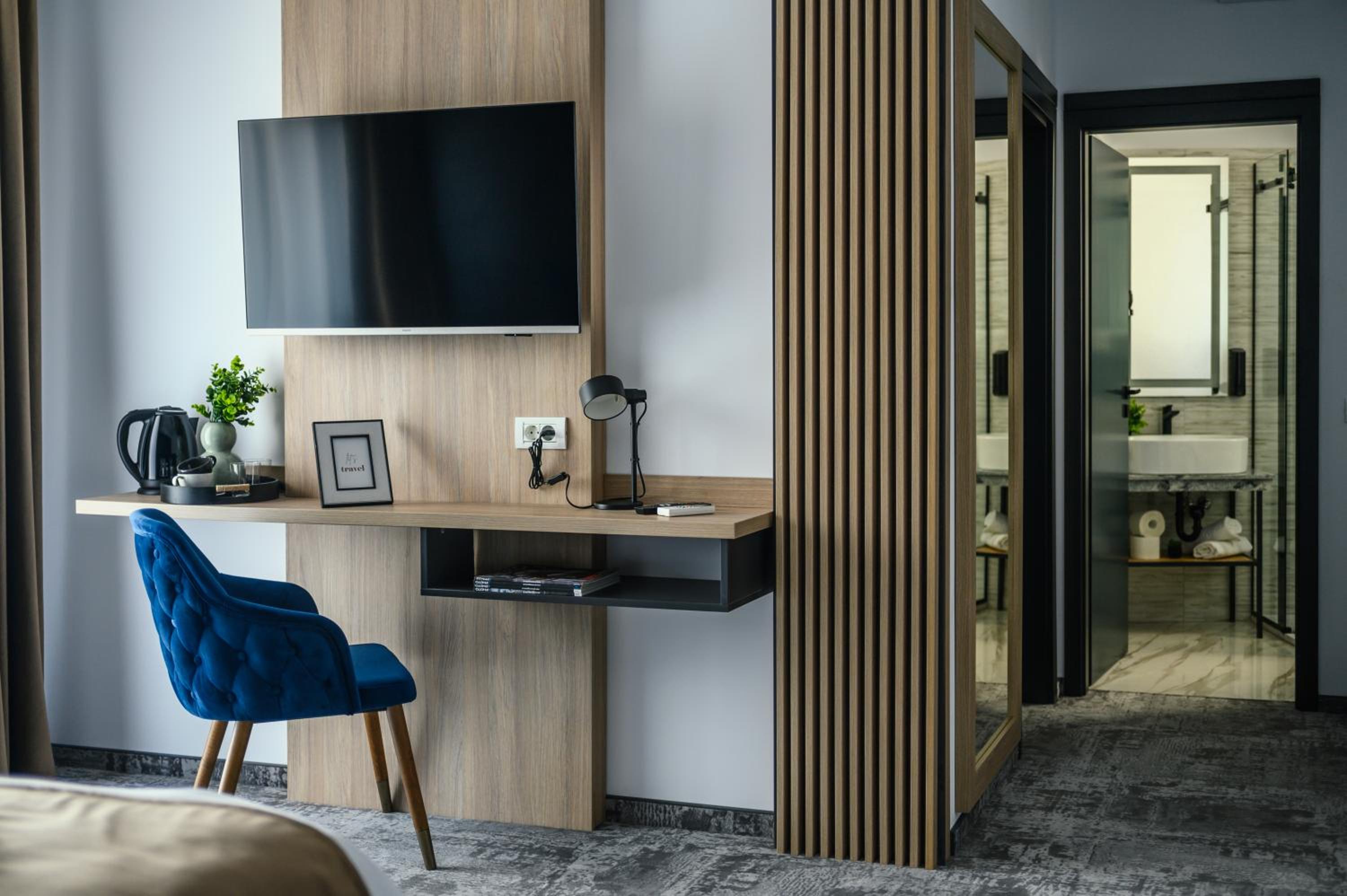 Deluxe Quadruple Room