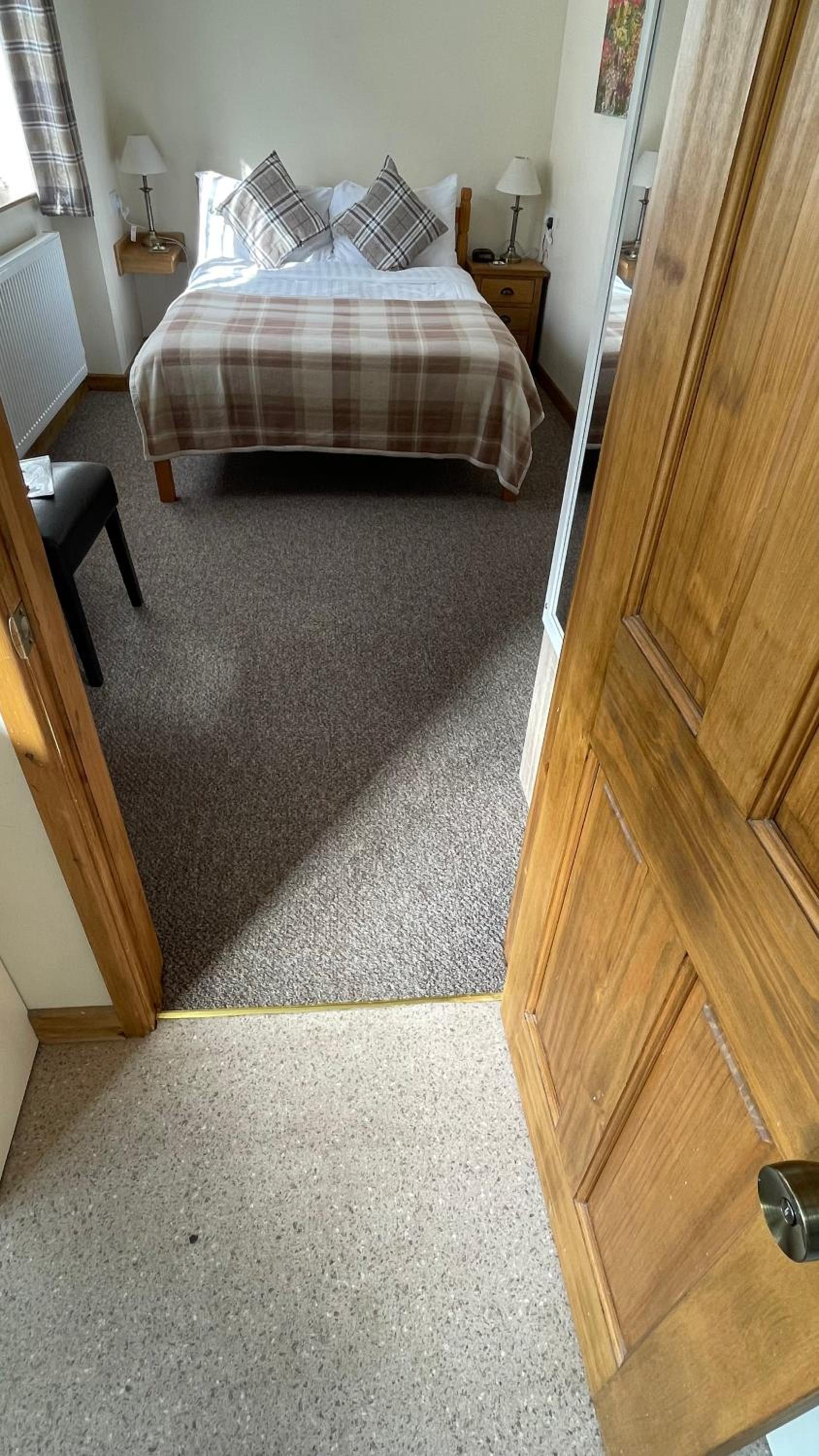 Deluxe Double Room with Bath photo 1