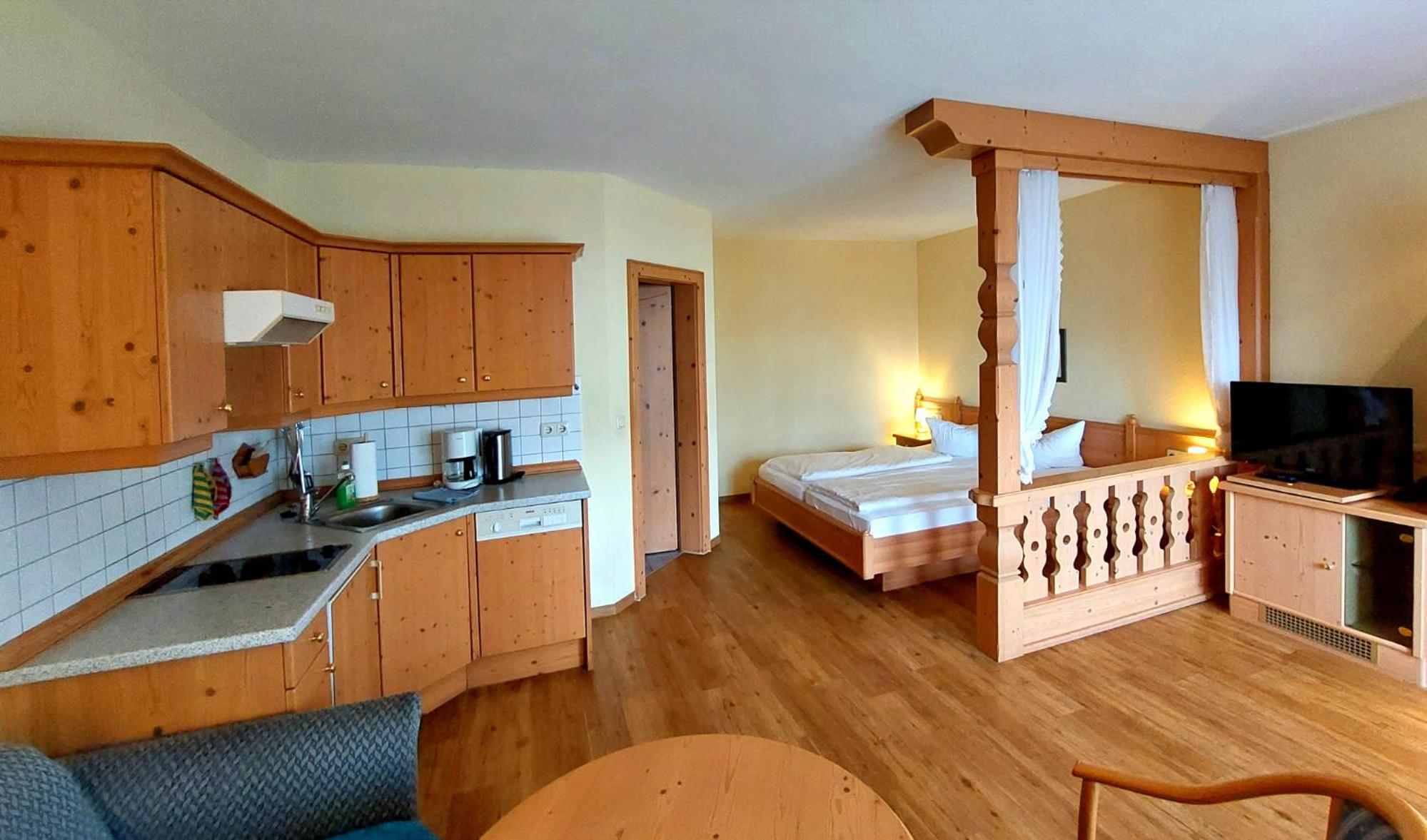 One-Room Apartment - Main Building photo 2