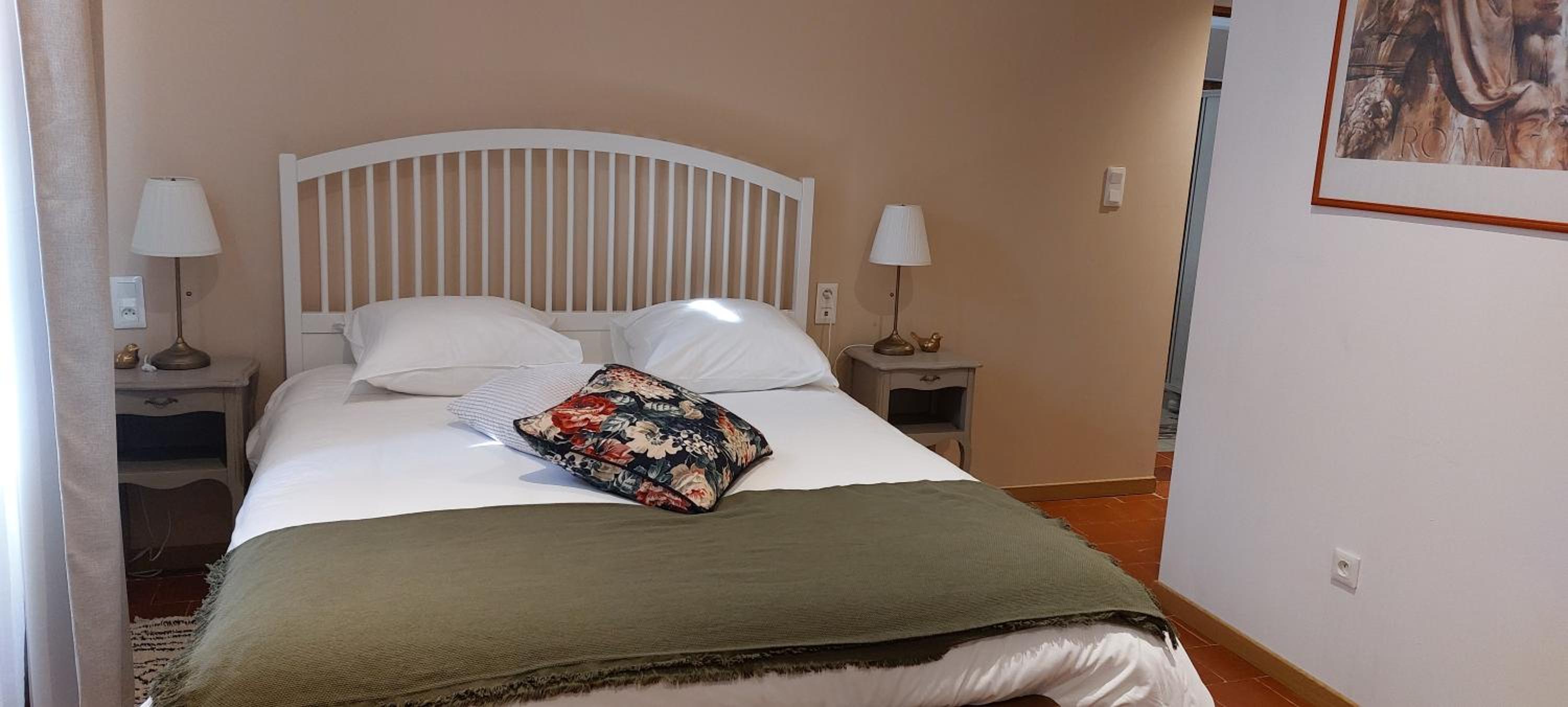 Queen Room - Photo 2
