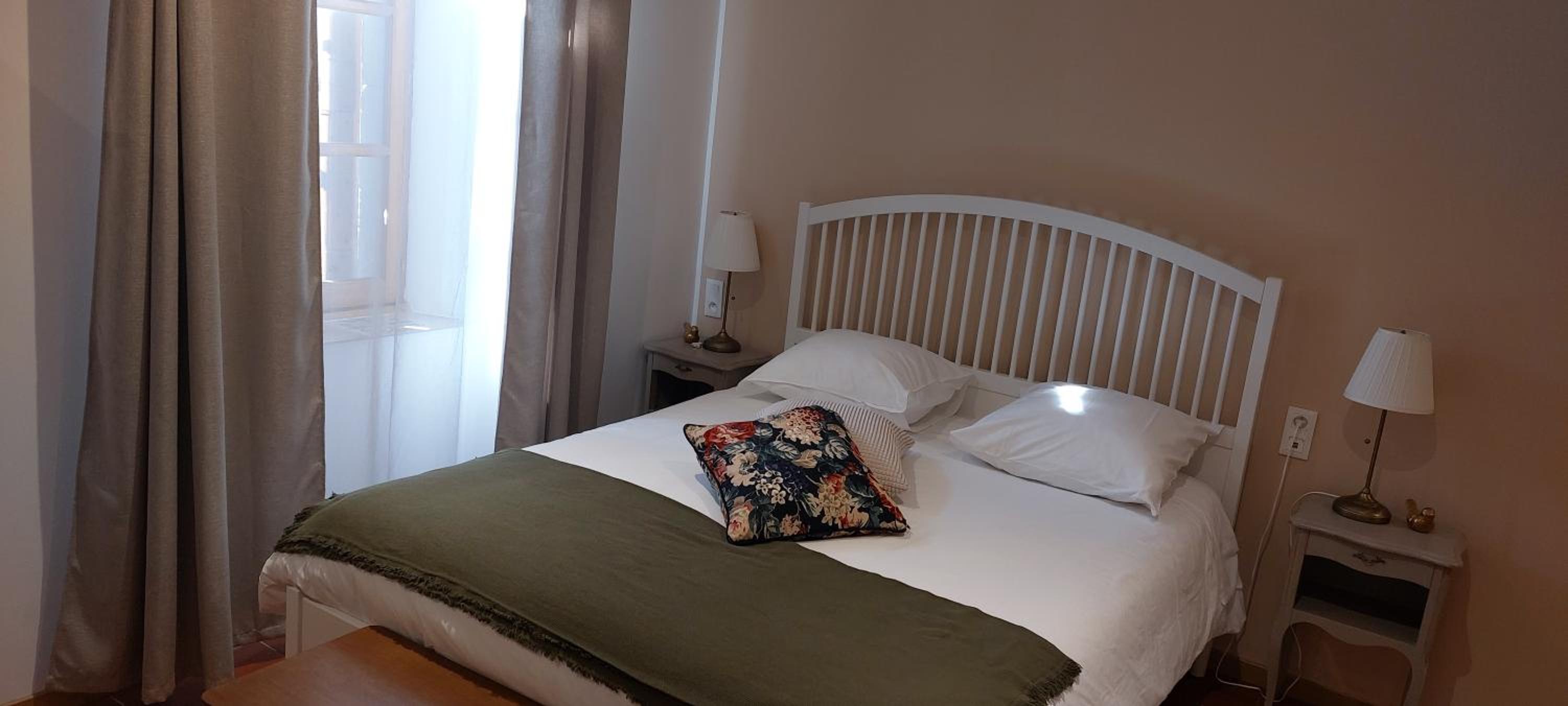 Queen Room - Photo 3