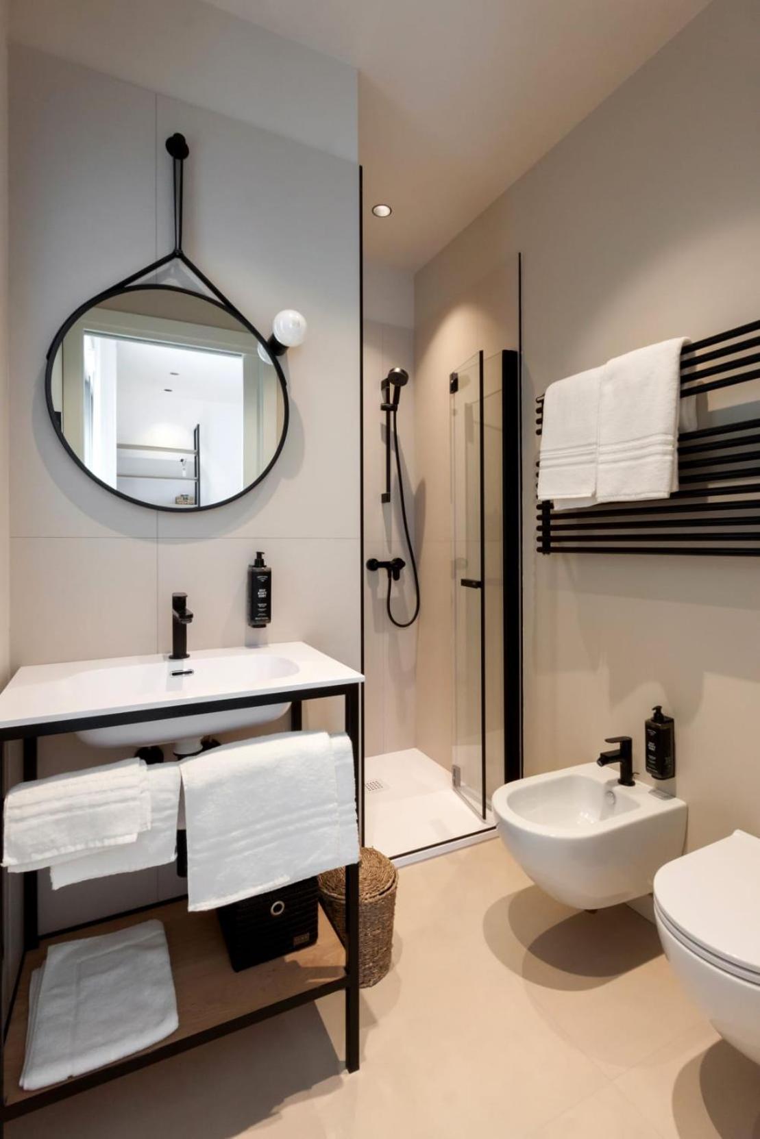 Double Room with Private Bathroom photo 2