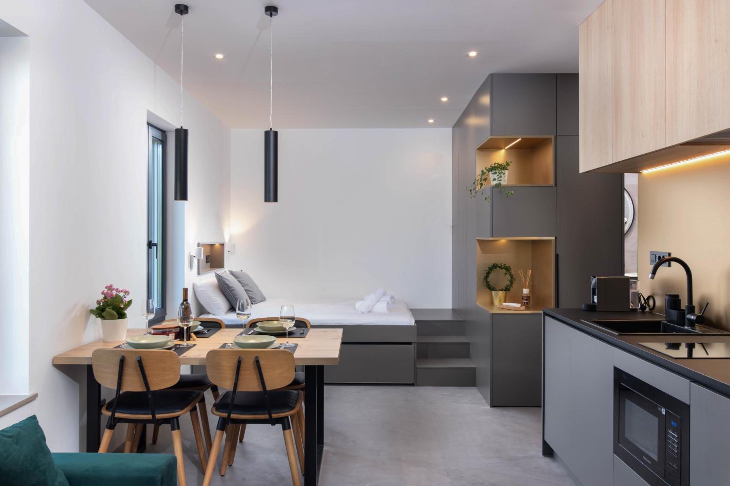 One-Bedroom Apartment