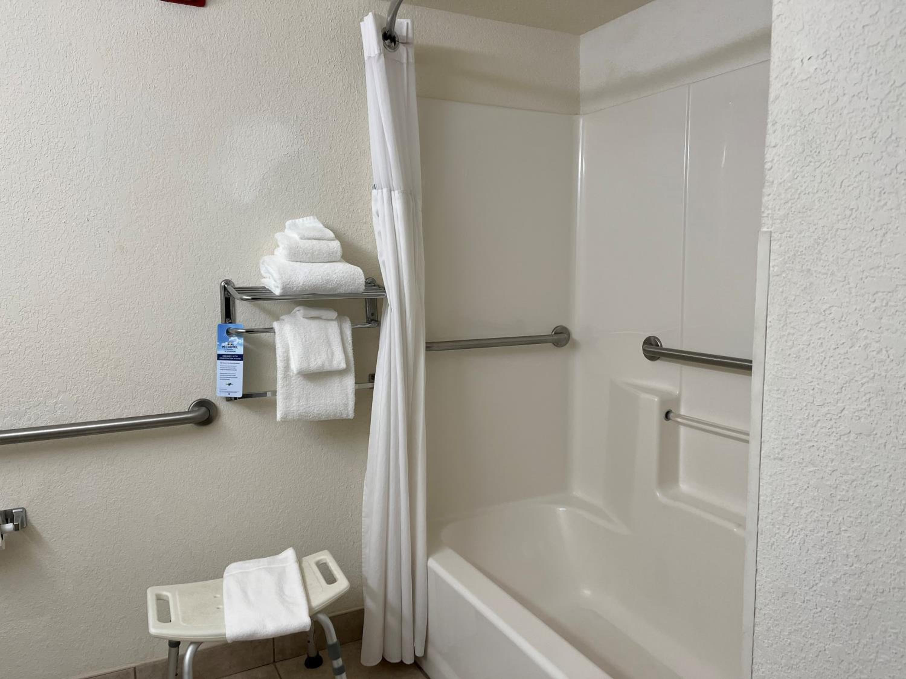 Microtel Inn and Suites by Wyndham - Lady Lake/ The Villages, Photo 7