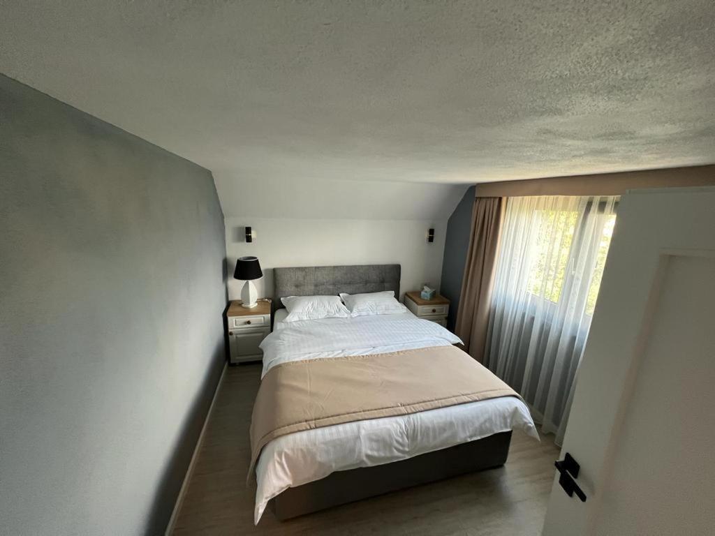 Three-Bedroom Villa photo 3