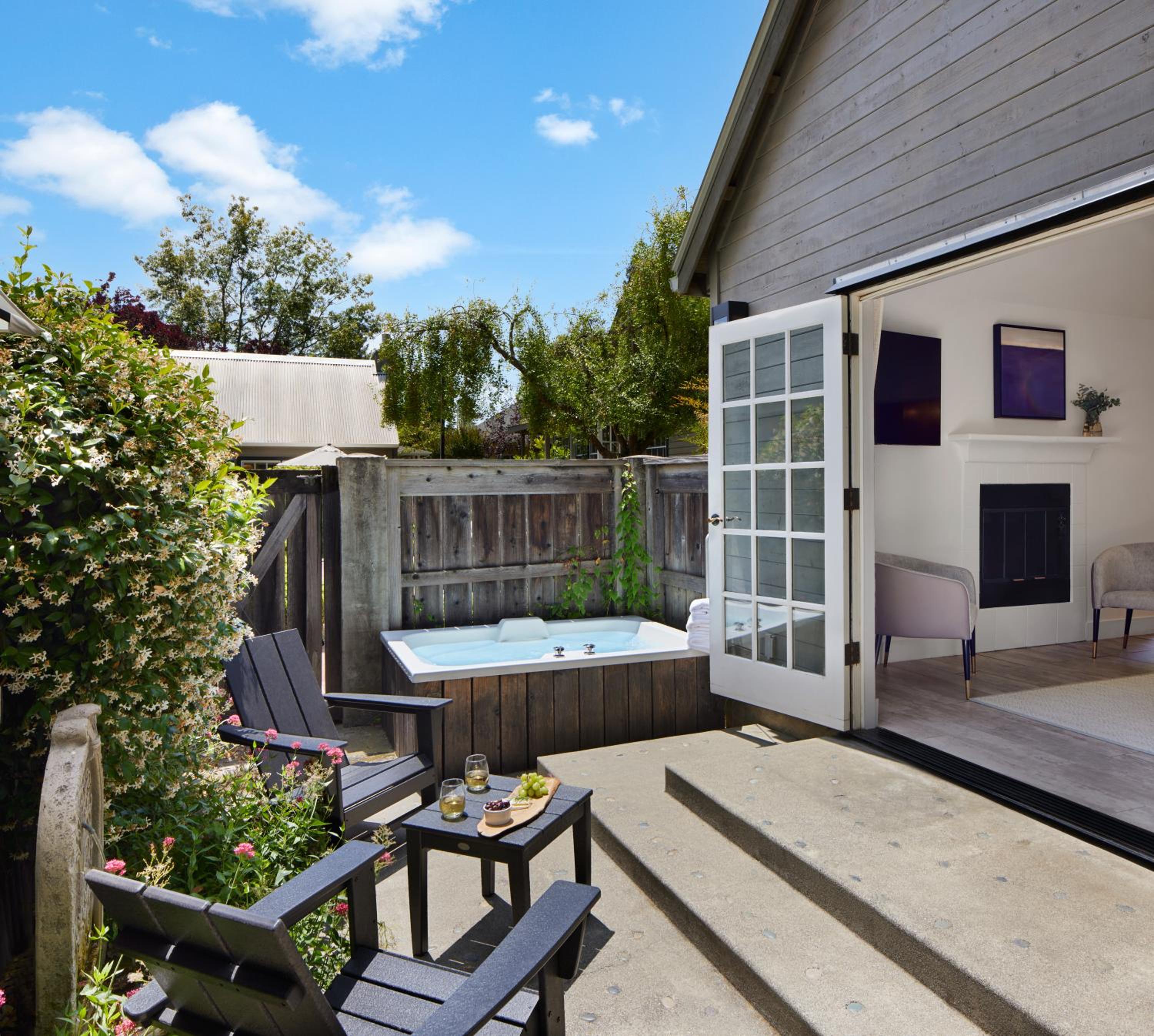 Coutyard King + Outdoor Tub - Photo 7