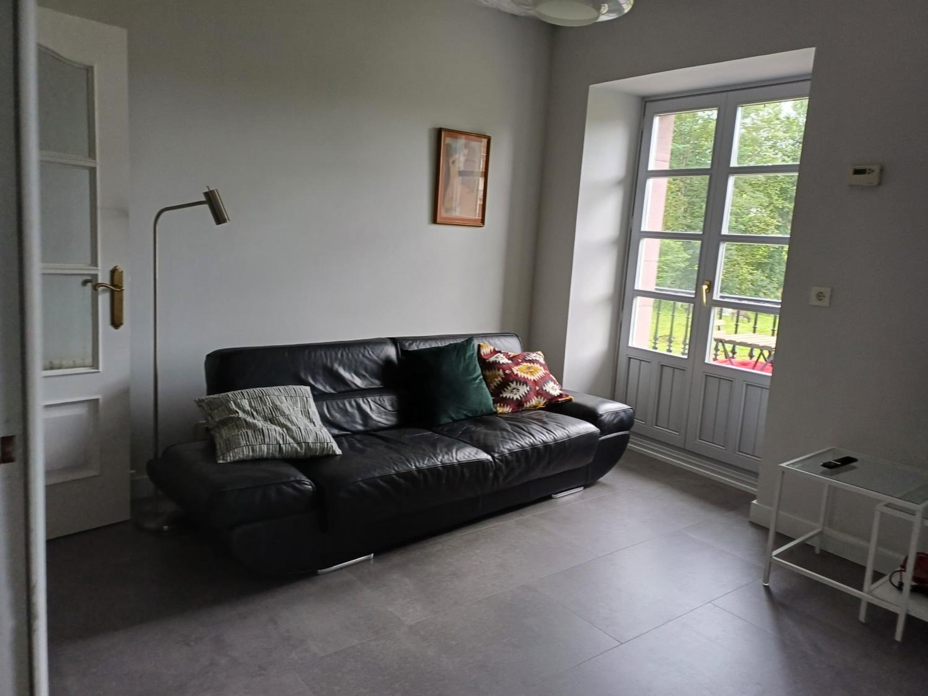 Apartamento con Balcón