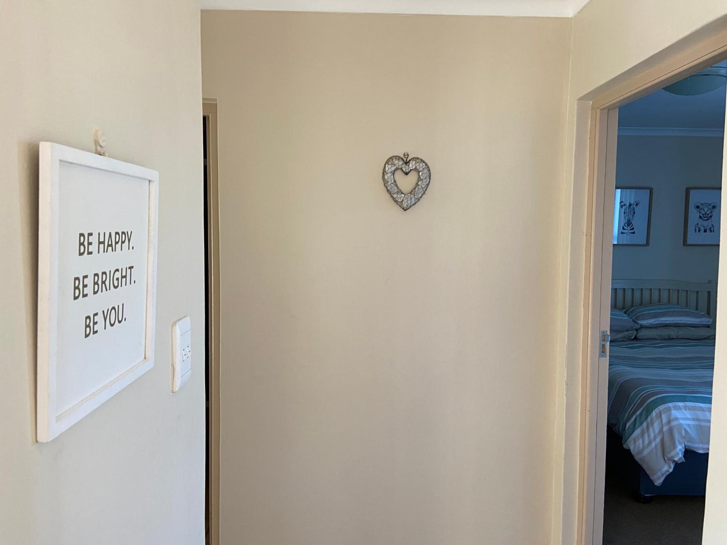 Apartment - Ground Floor photo 2