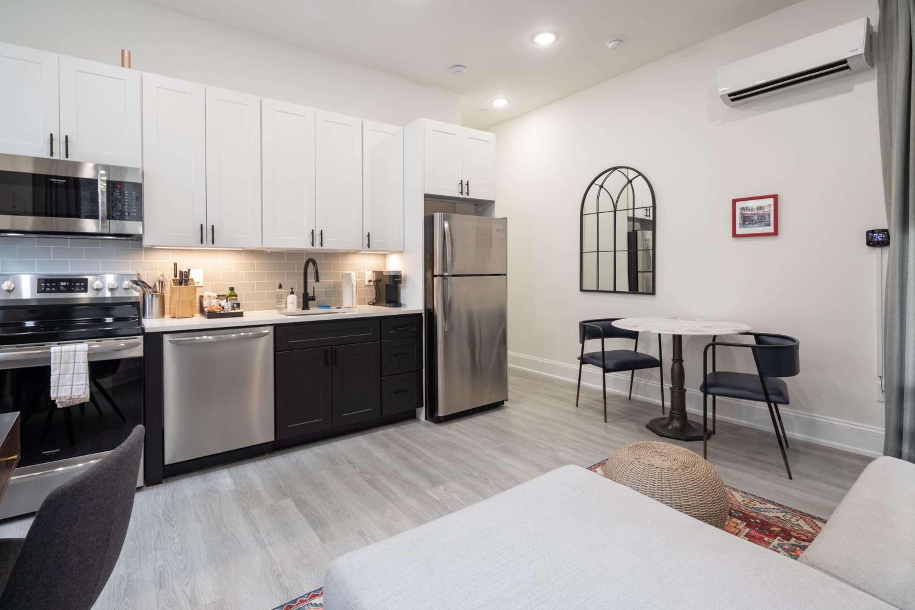 Superior Apartment - Photo 8