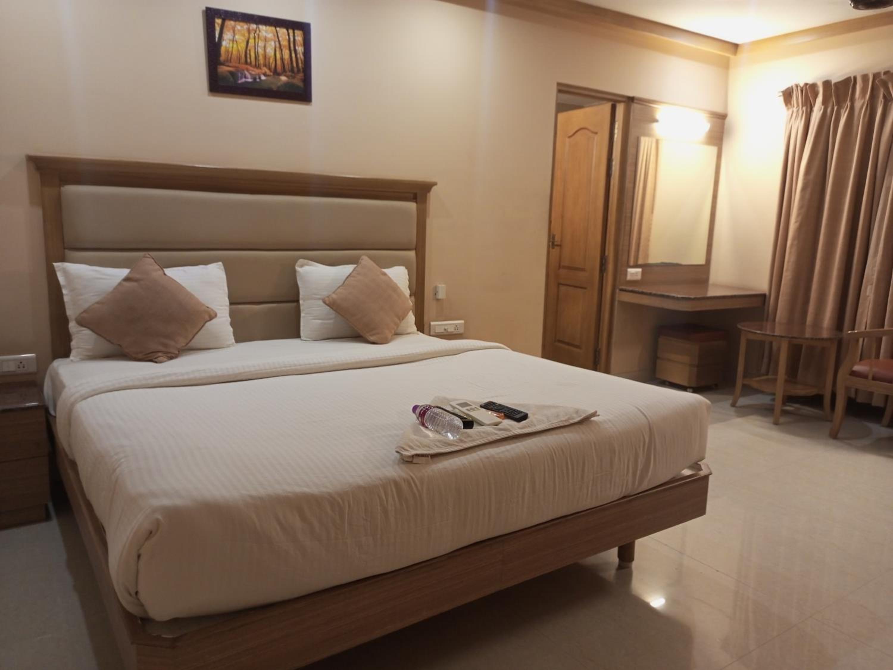 Deluxe Double Room photo 2