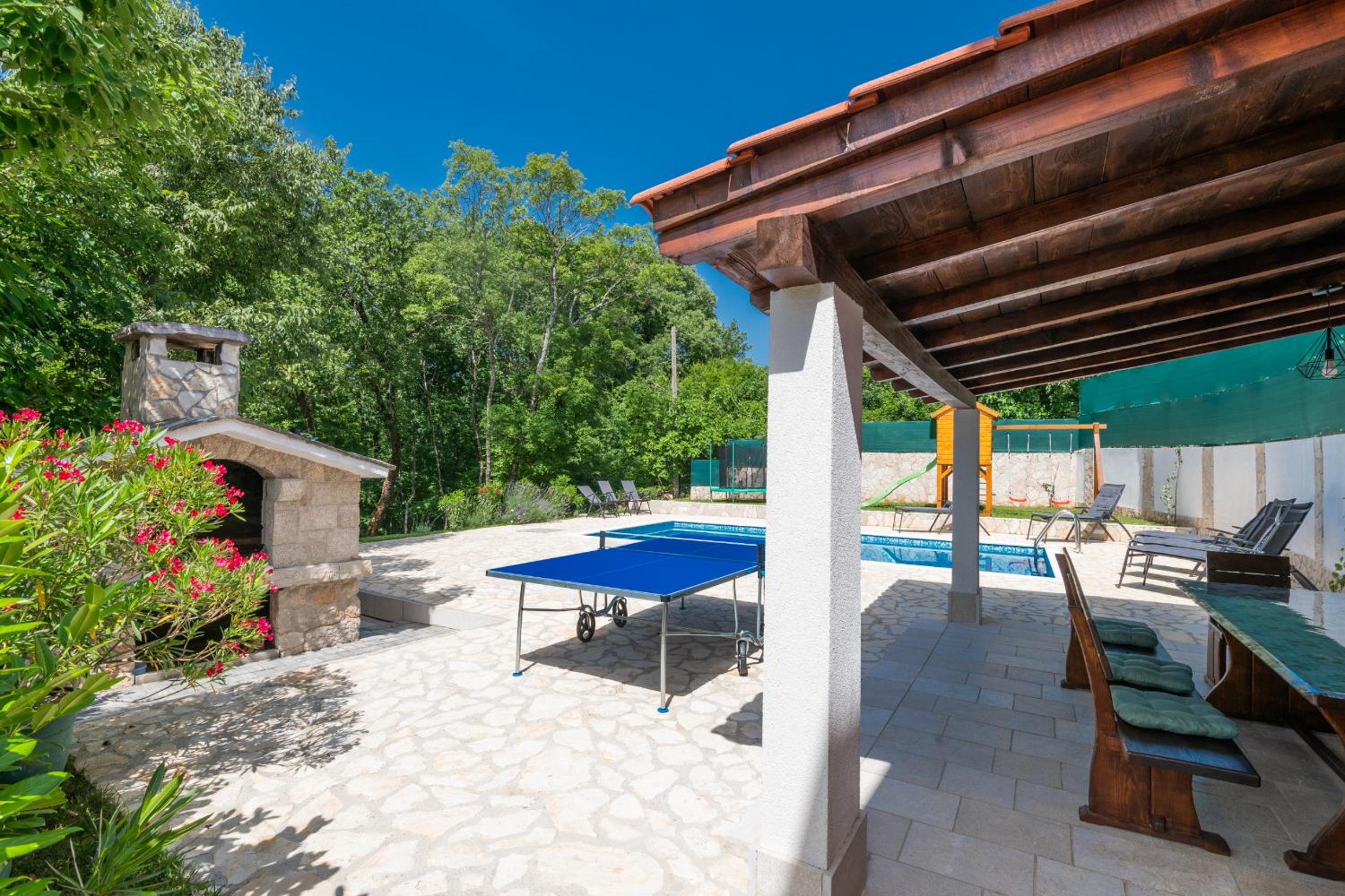 Villa photo 3