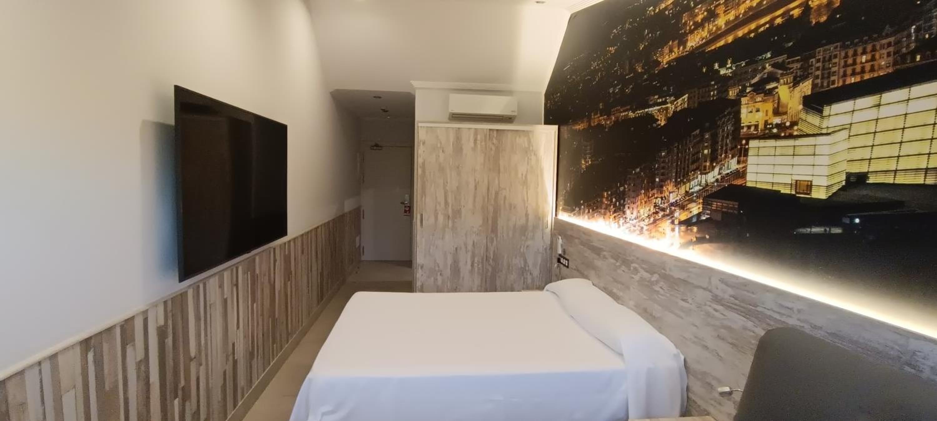 Superior Double Room photo 2