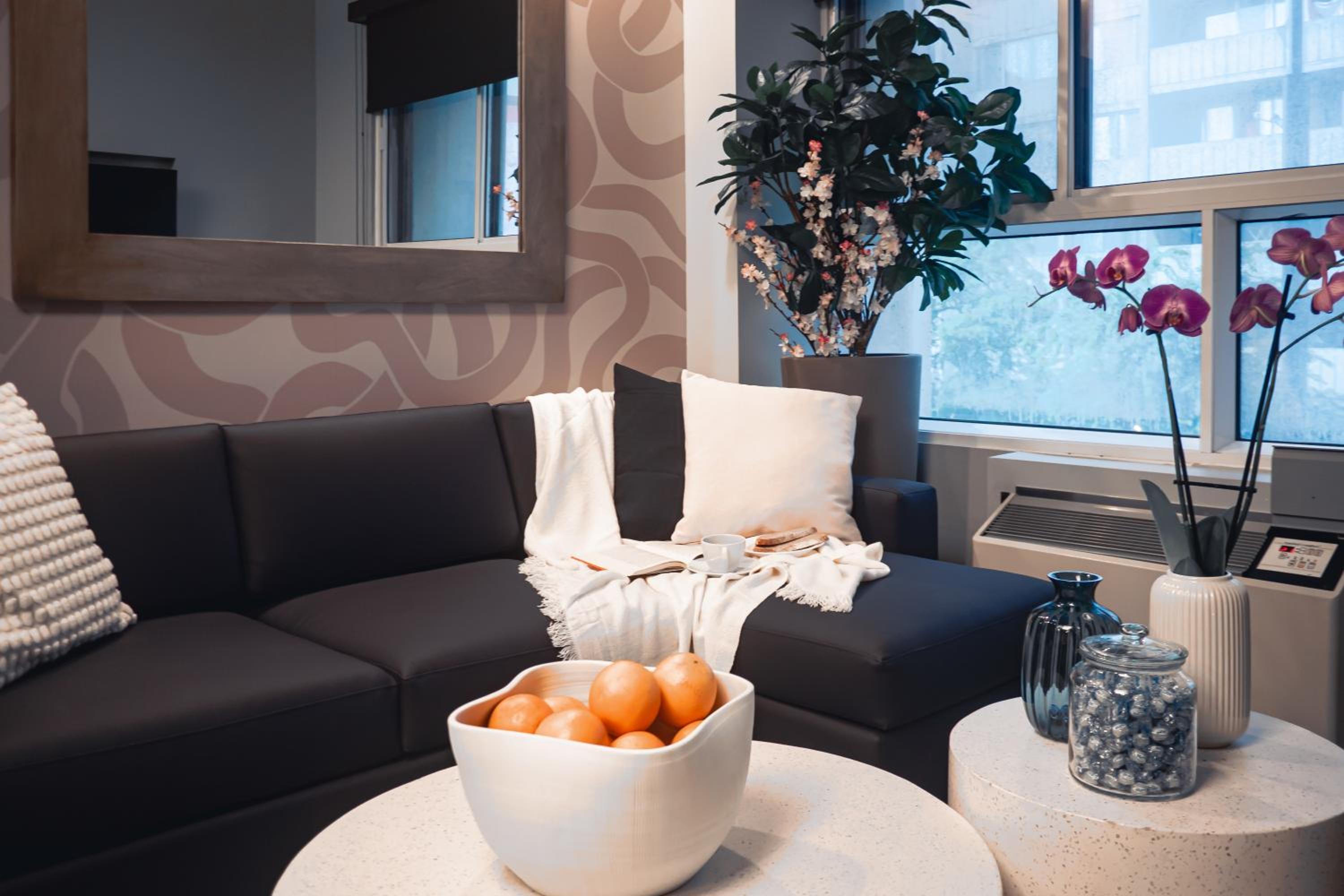 One-Bedroom Apartment 205
