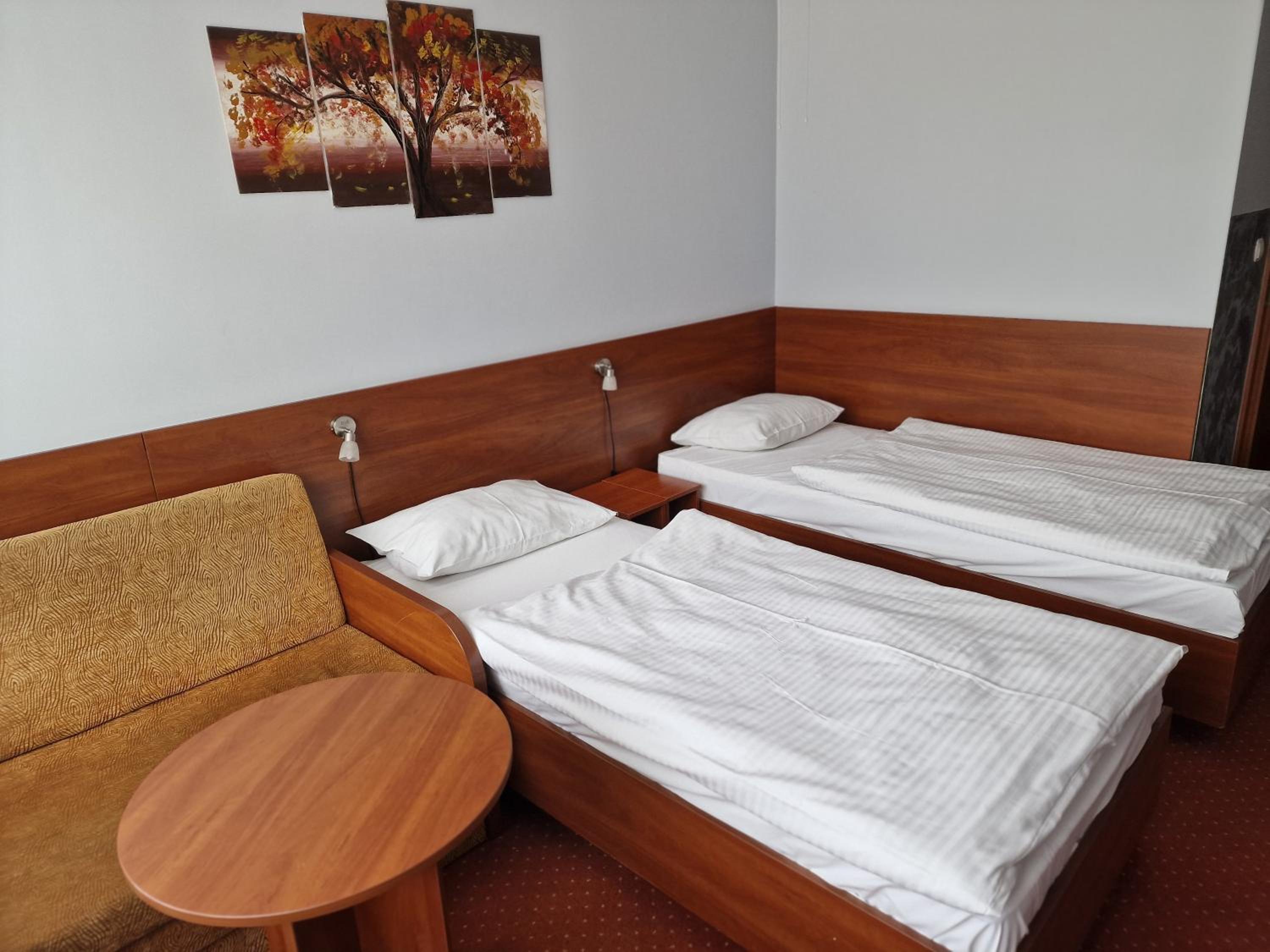 Double Room - Photo 5