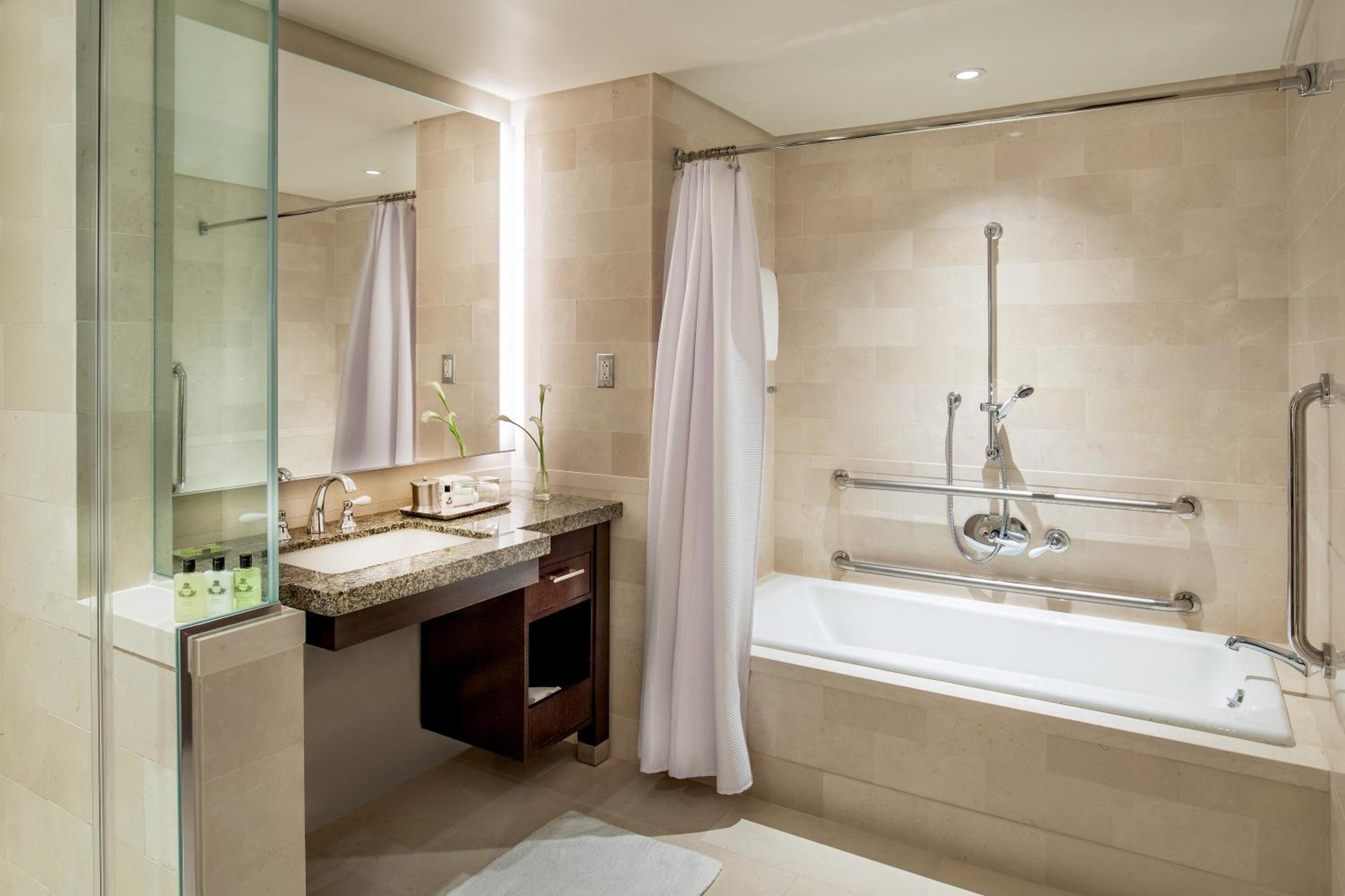 Classic Queen Room with Two Queen Beds and Accessible Tub - Mobility Access