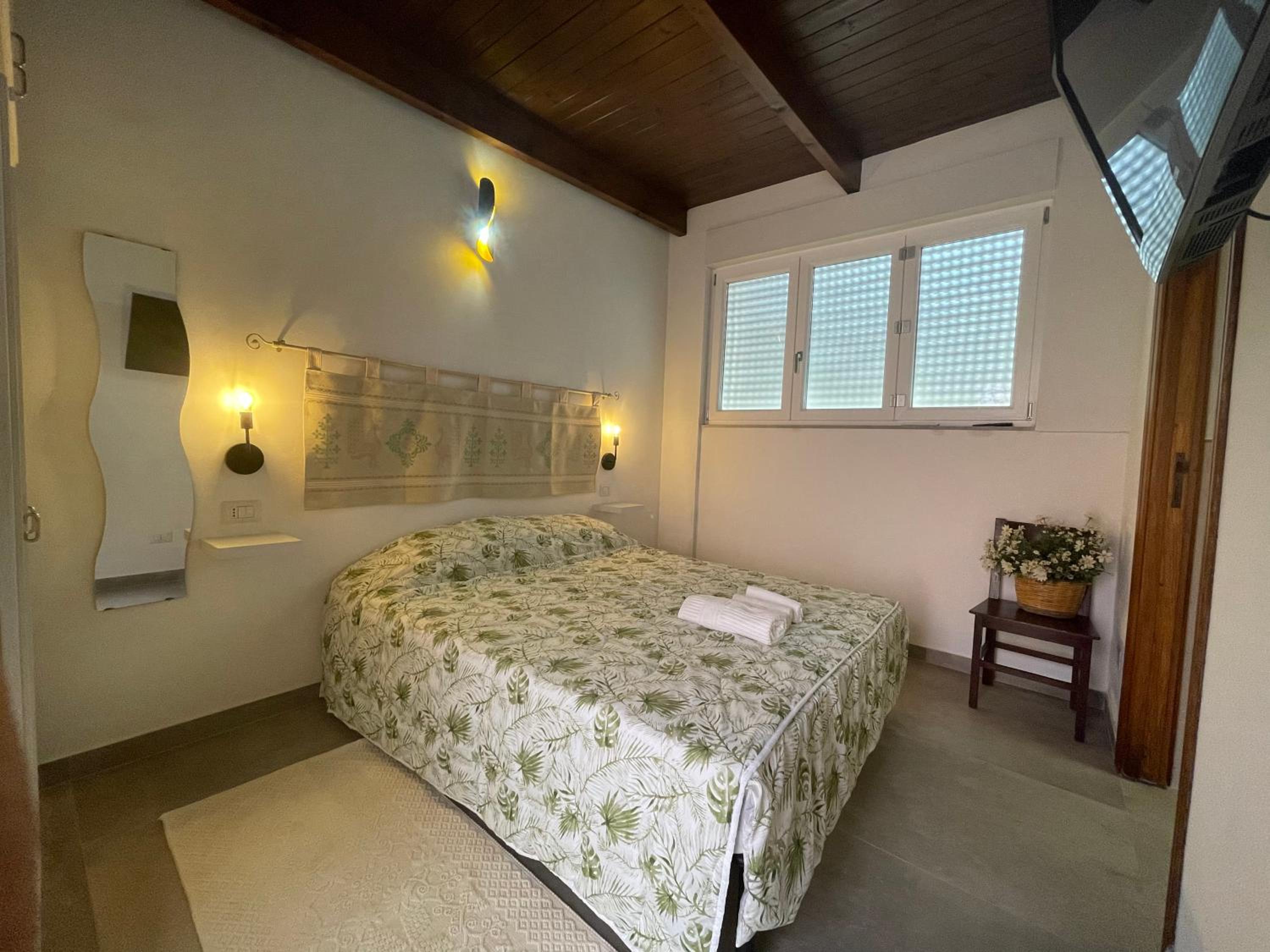 Double Room with Private Bathroom photo 1