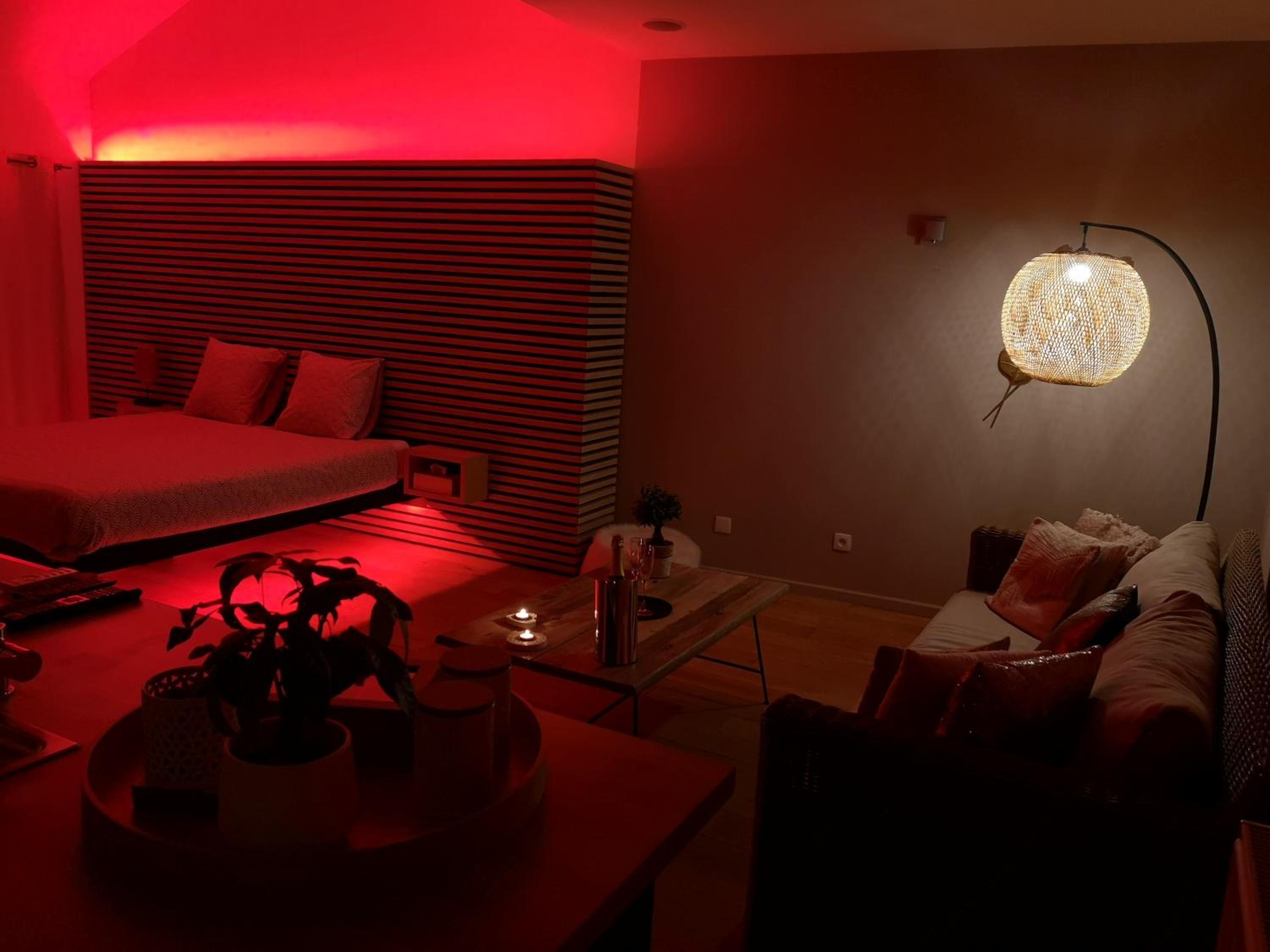 King Suite with Spa Bath photo 2