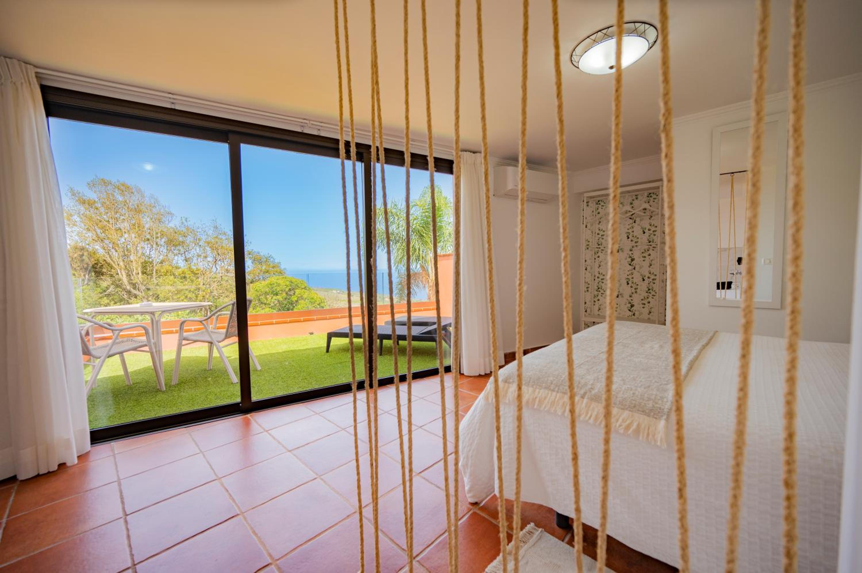 Deluxe Double Room - Photo 16
