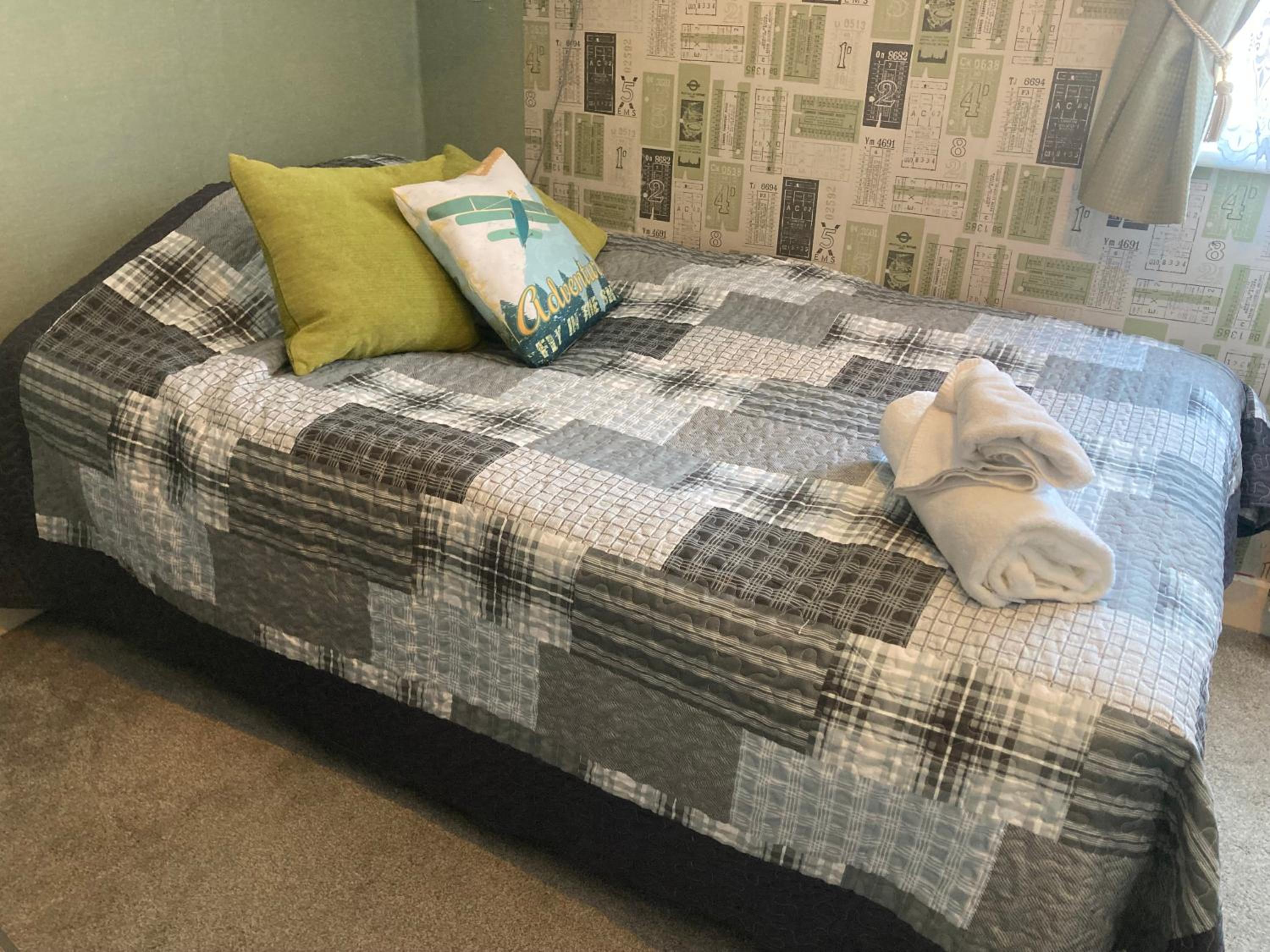Single Room photo 2