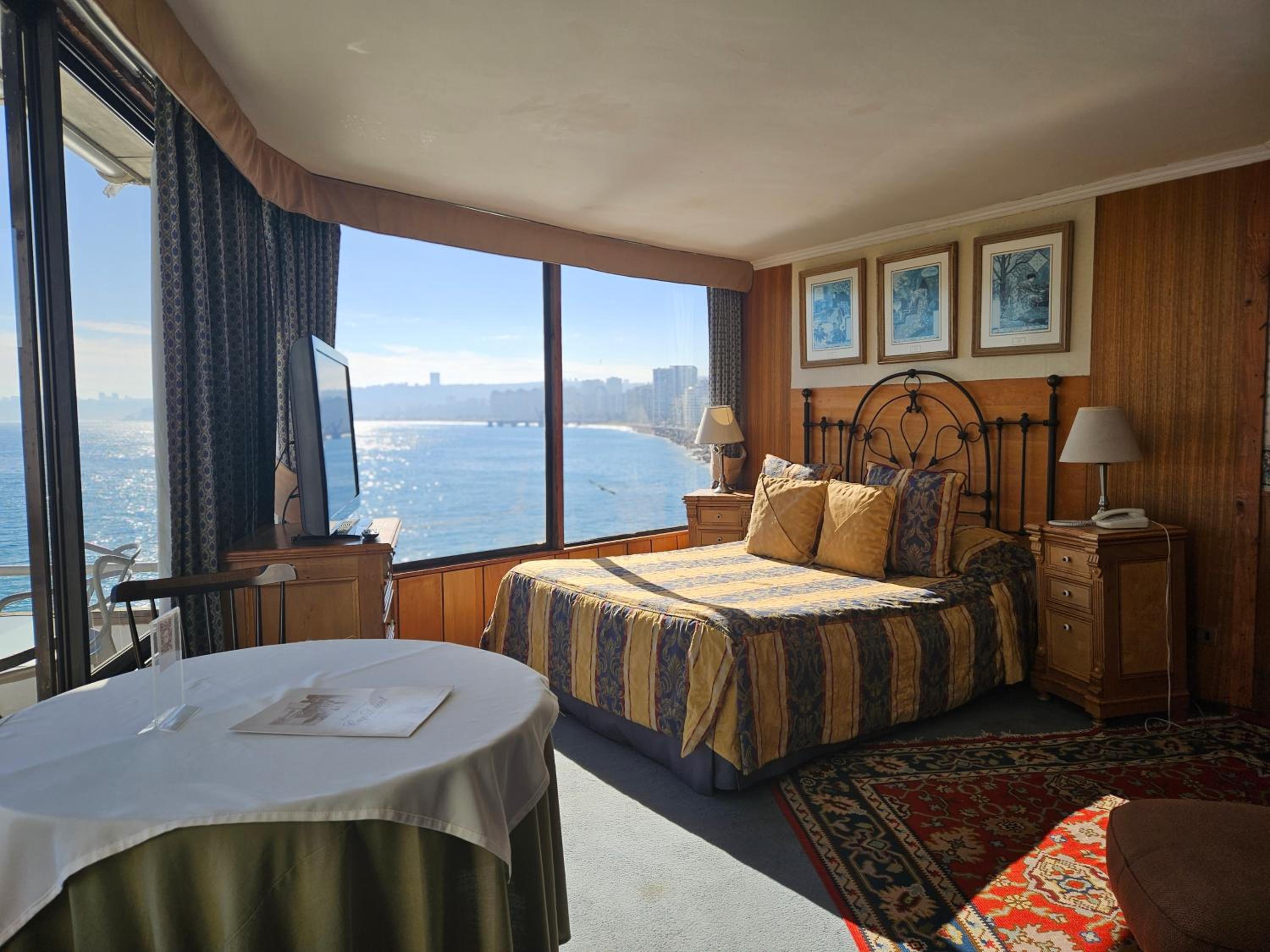 Junior Suite with Sea View photo 3
