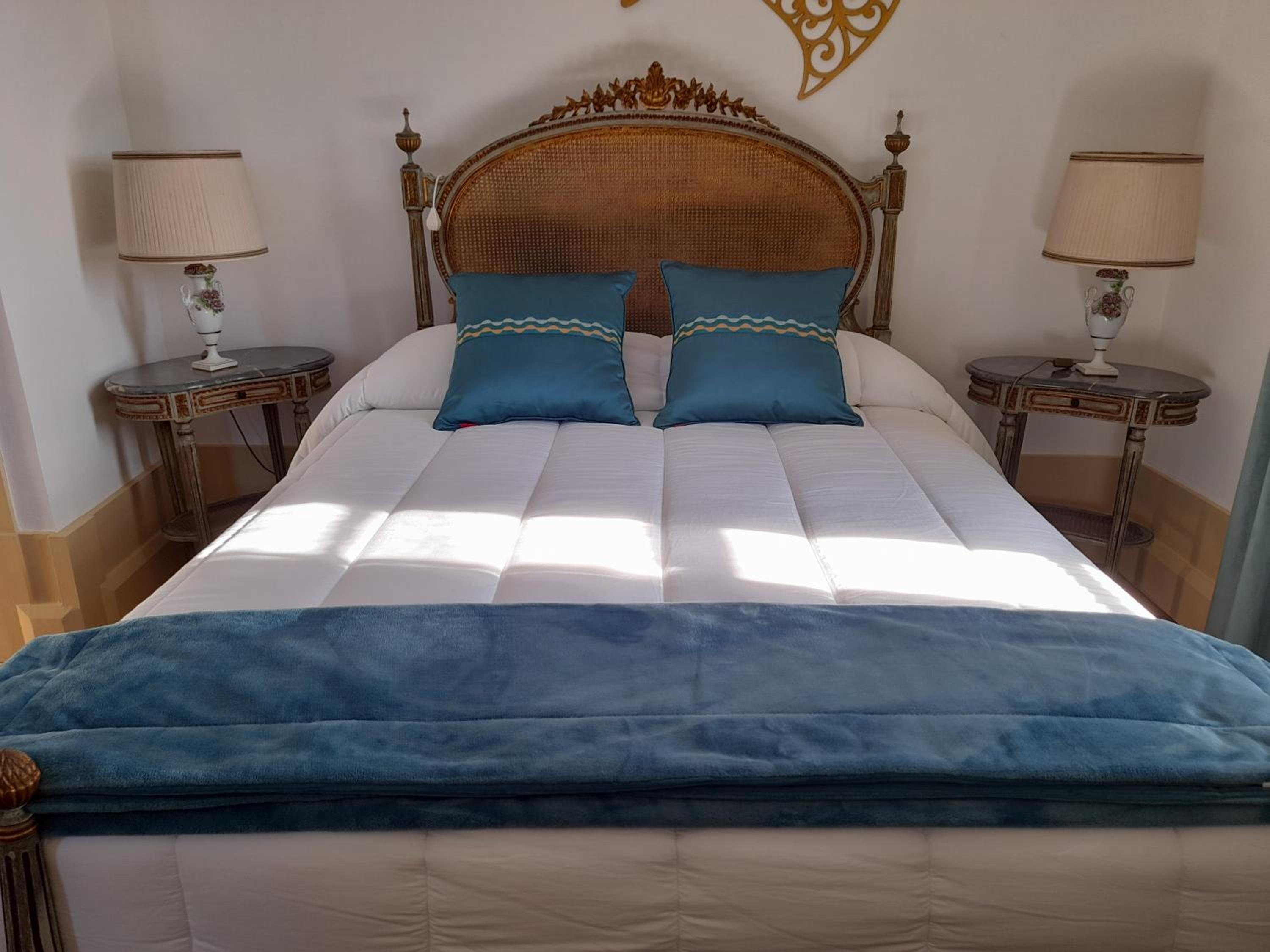 Deluxe Double Room with Sea View photo 2